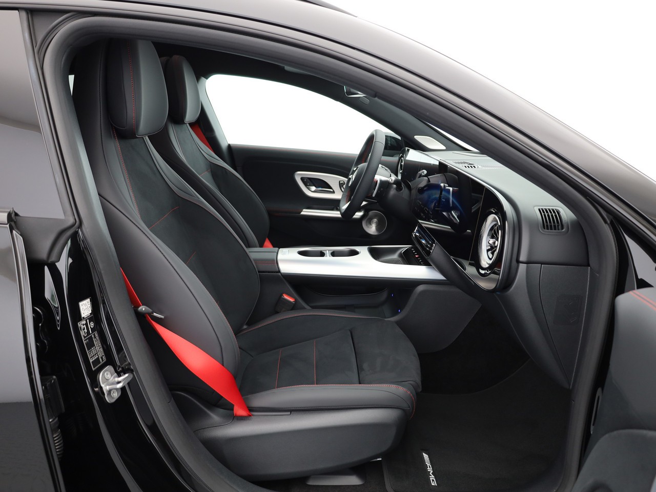 MERCEDES-BENZ CLA Shooting Brake 220 4Matic 8G-DCT-image-8