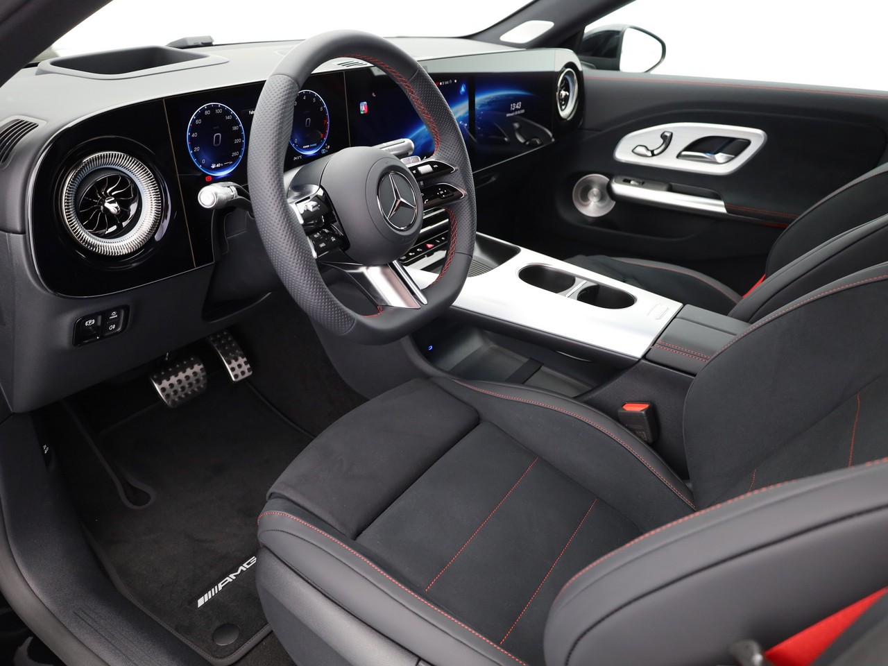 MERCEDES-BENZ CLA Shooting Brake 220 4Matic 8G-DCT-image-5