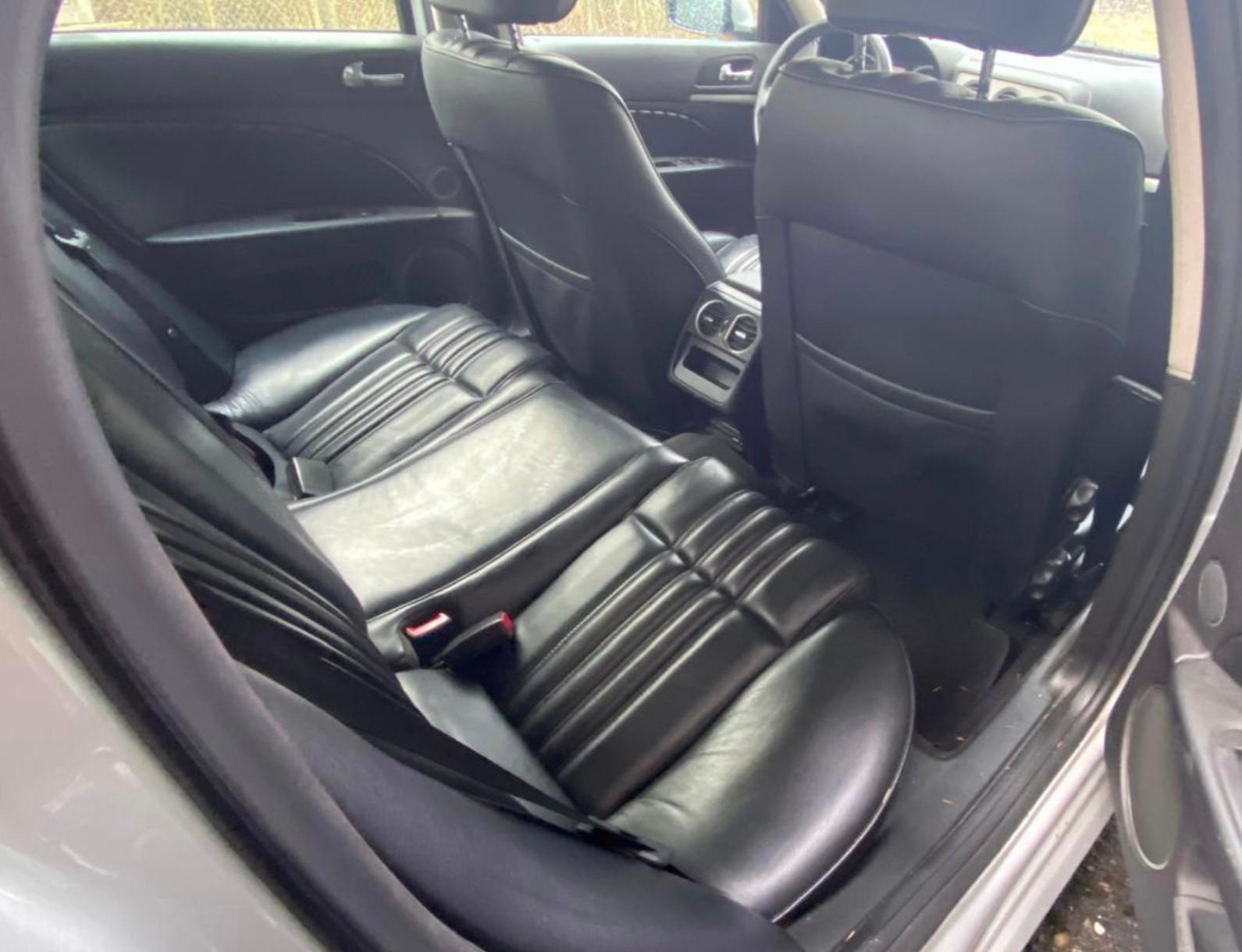 ALFA ROMEO 159 1.9 JTD Distinctive-image-8