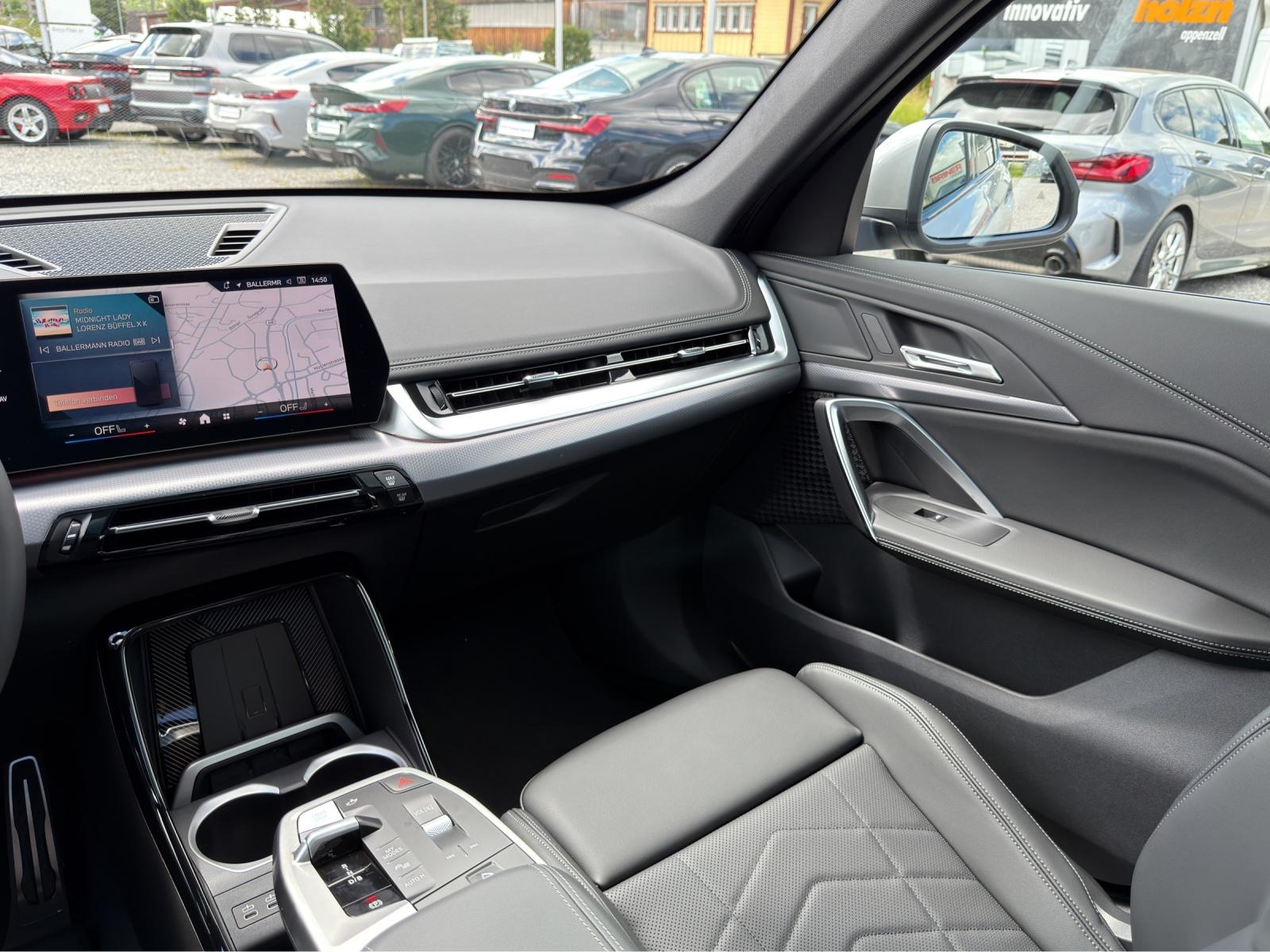 BMW iX1 xDrive30 M Sport-image-15