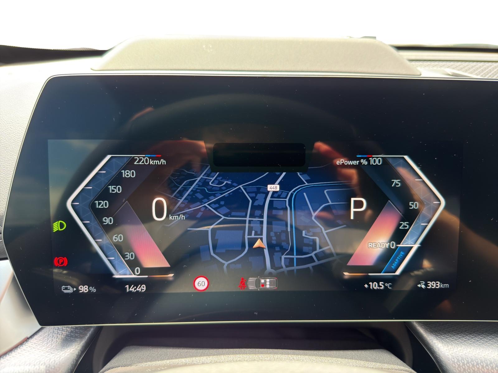BMW iX1 xDrive30 M Sport-image-9