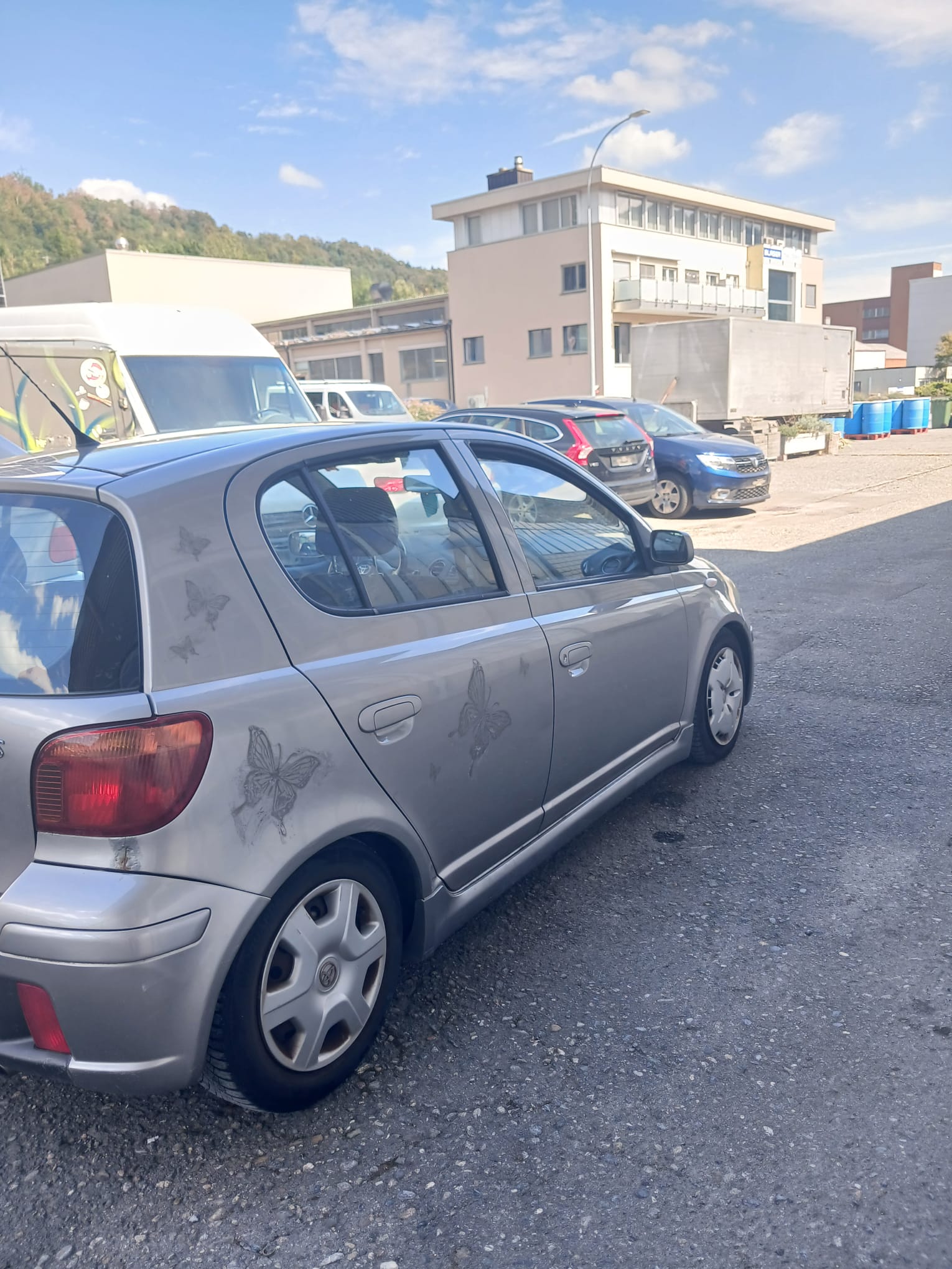 TOYOTA Yaris 1.5 TS-image-5