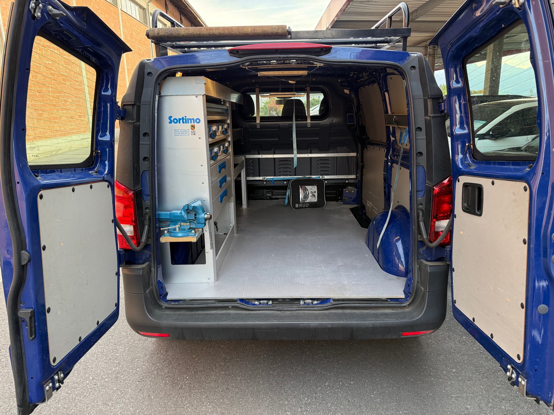 MERCEDES-BENZ Vito 116 CDI Base-image-0