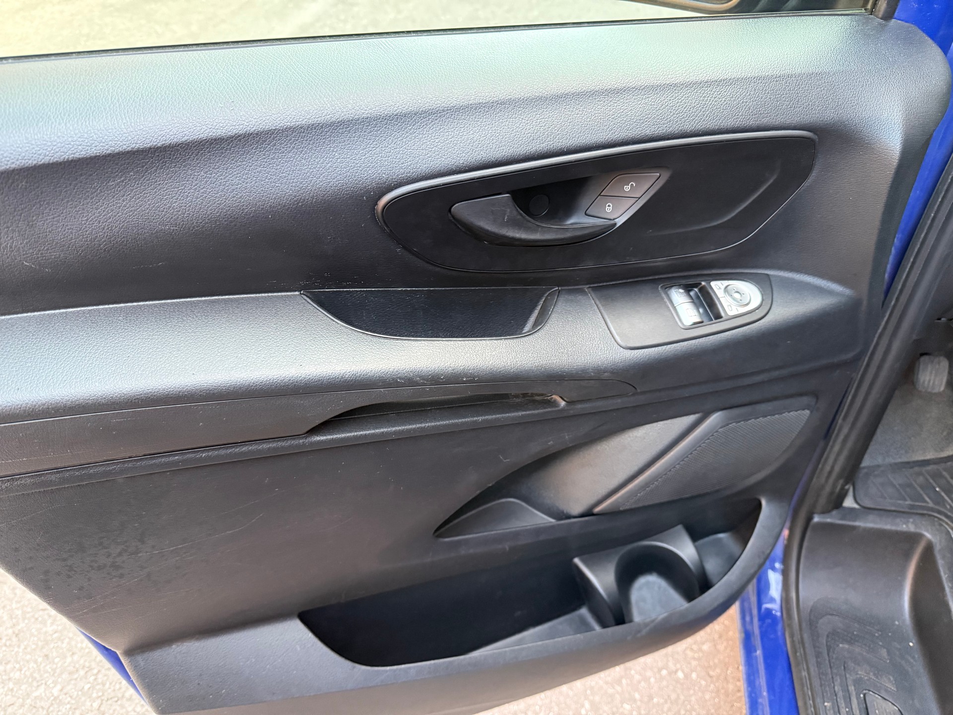 MERCEDES-BENZ Vito 116 CDI Base-image-9