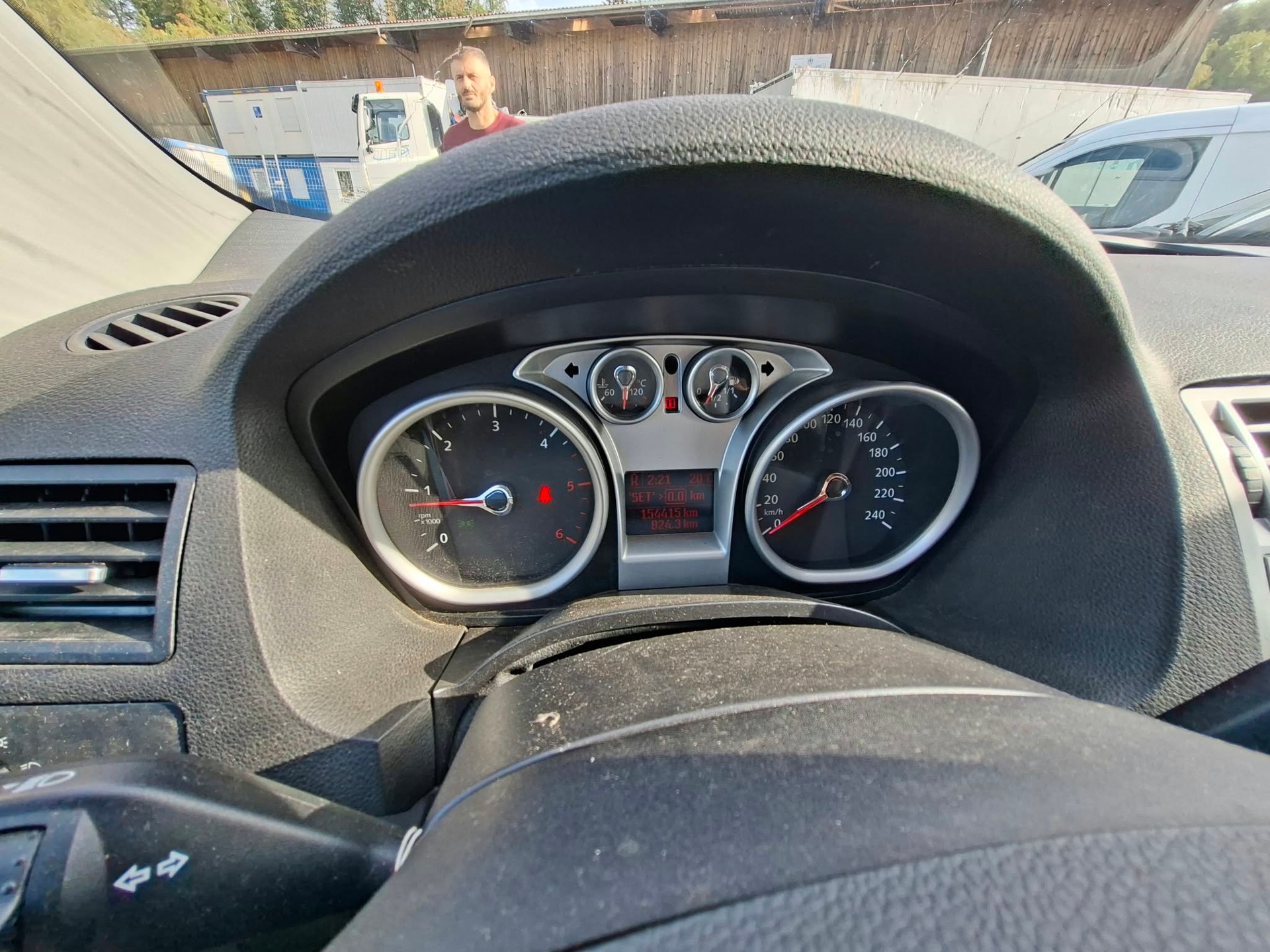 FORD Kuga 2.0 TDCi Titanium S 4WD PowerShift-image-2