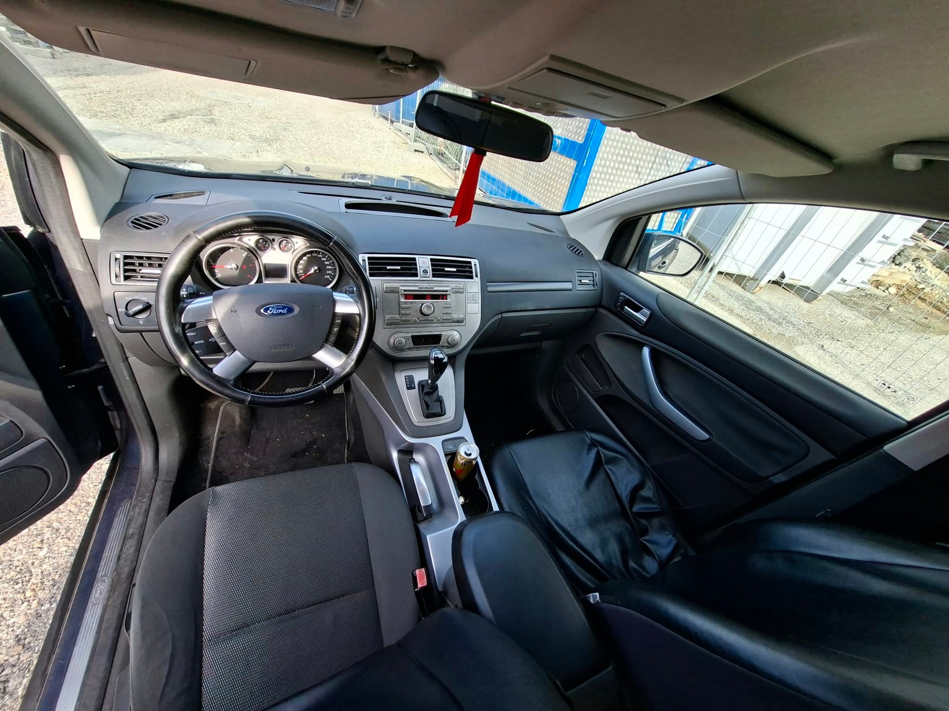 FORD Kuga 2.0 TDCi Titanium S 4WD PowerShift-image-3