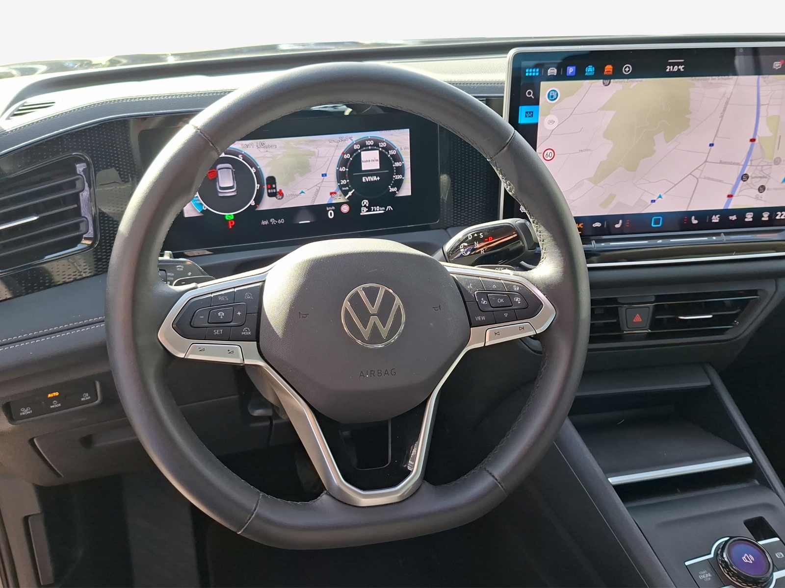 VW Tiguan 2.0 TSI DSG Life 4Motion-image-9