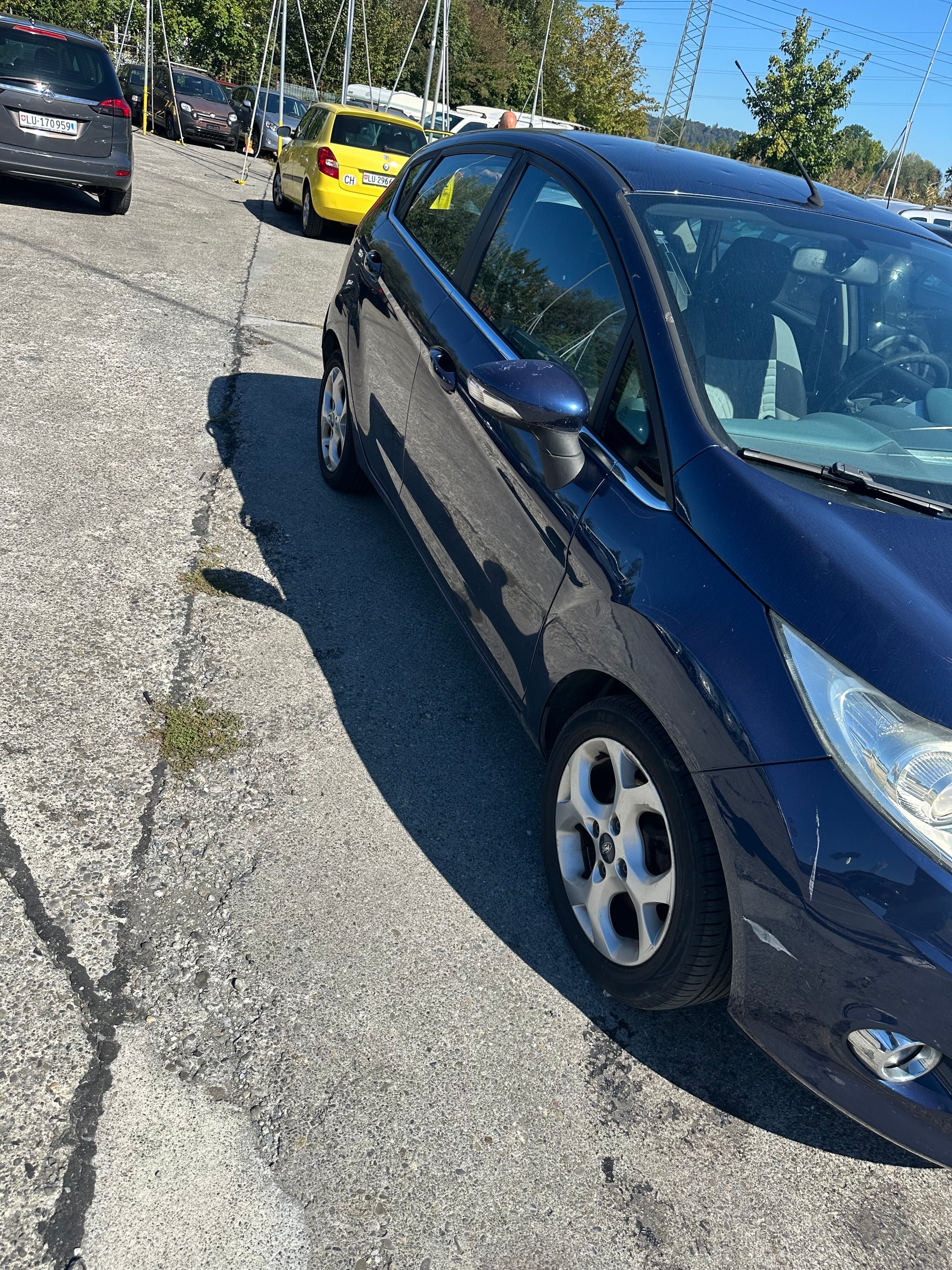 FORD Fiesta 1.4 16V Titanium-image-4
