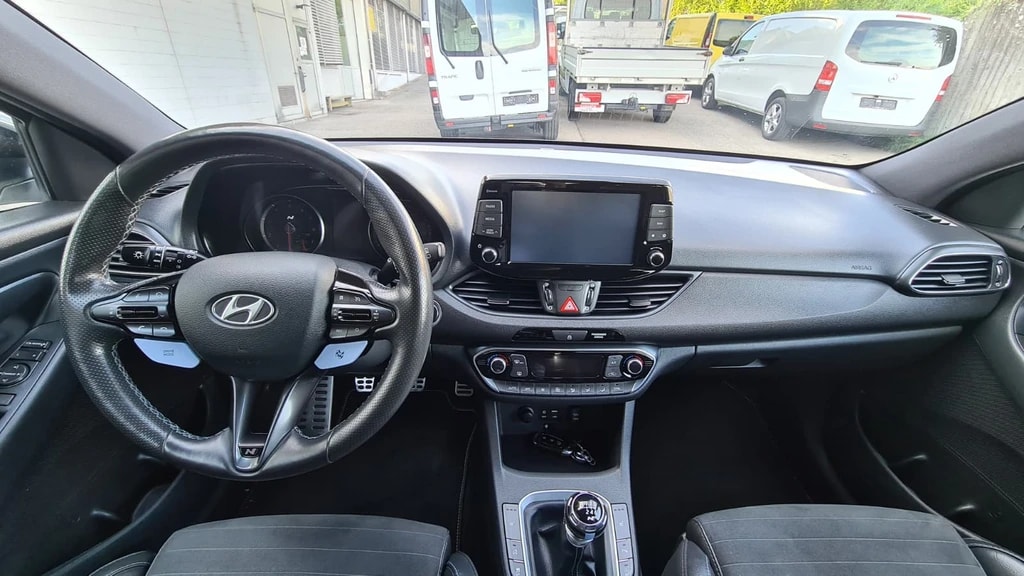 HYUNDAI i30 N 2.0 T-GDi ** Teil-Leder ** Gr-Navi ** RF-Kamera ** Sitzmemory ** Lenkrad-Heizung ** Frisch Ab MFK & Service **-image-16