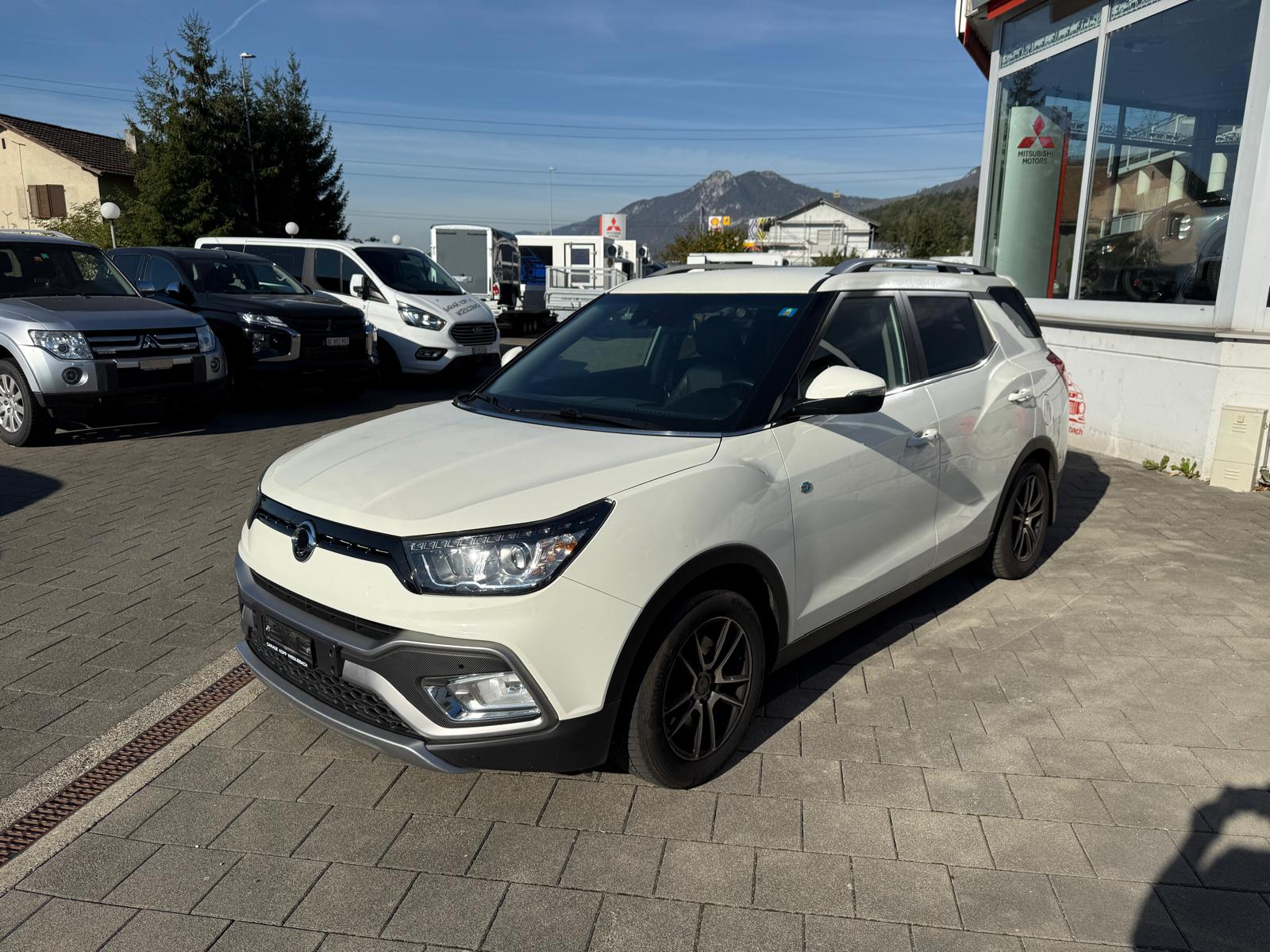 KGM-SsangYong XLV 1.6 eXDi Sapphire 4WD-image-1