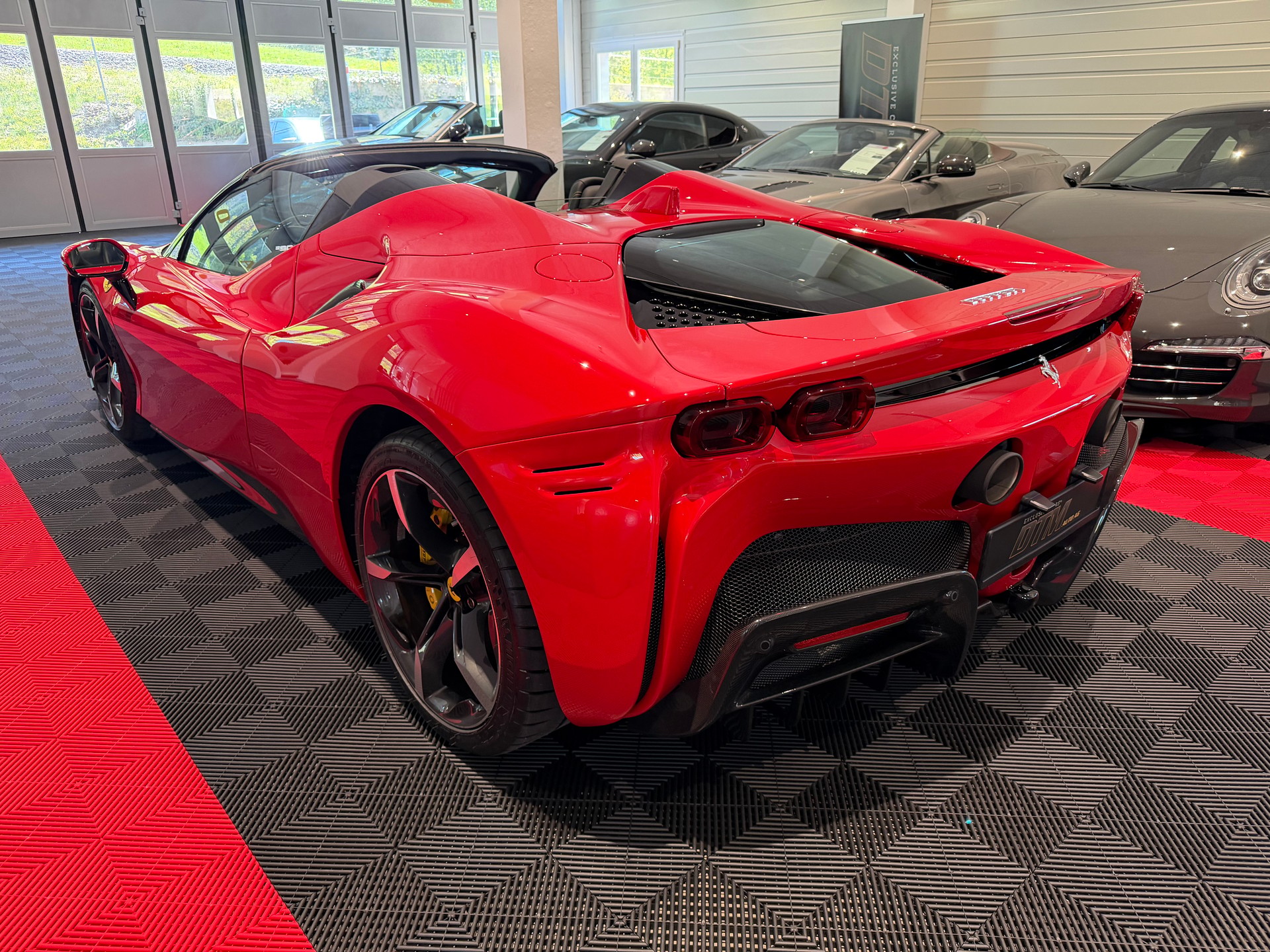 FERRARI SF90 Spider-image-4