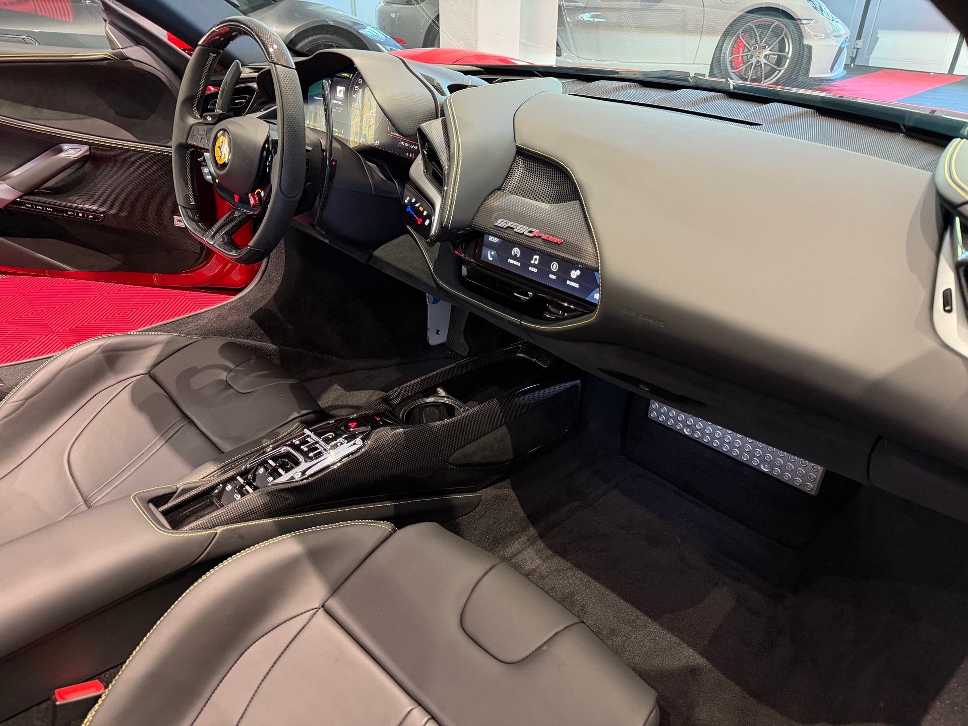 FERRARI SF90 Spider-image-15