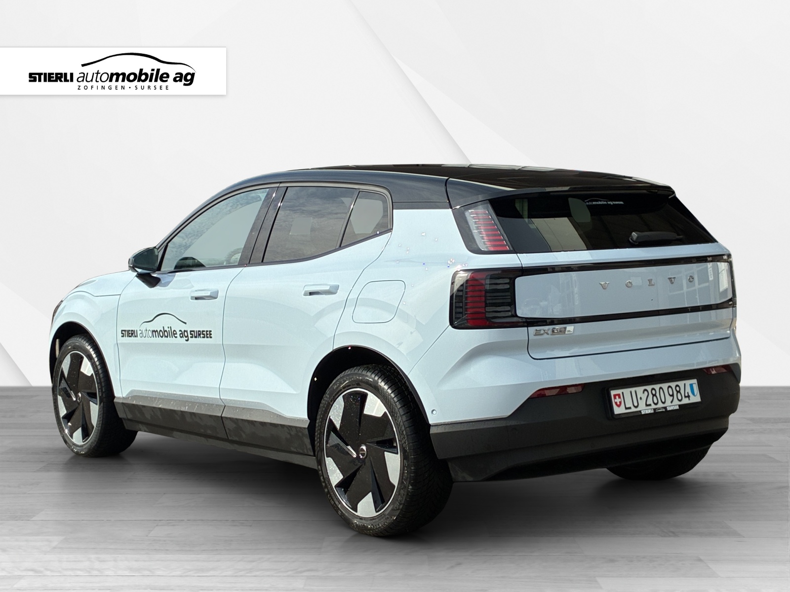 VOLVO EX 30 E60 Twin Ultra Performance AWD-image-6