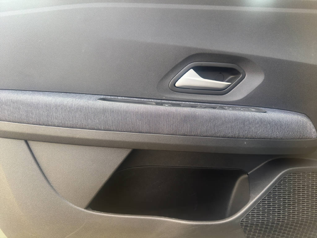 DACIA Jogger 1.8 Hybrid Journey-image-6
