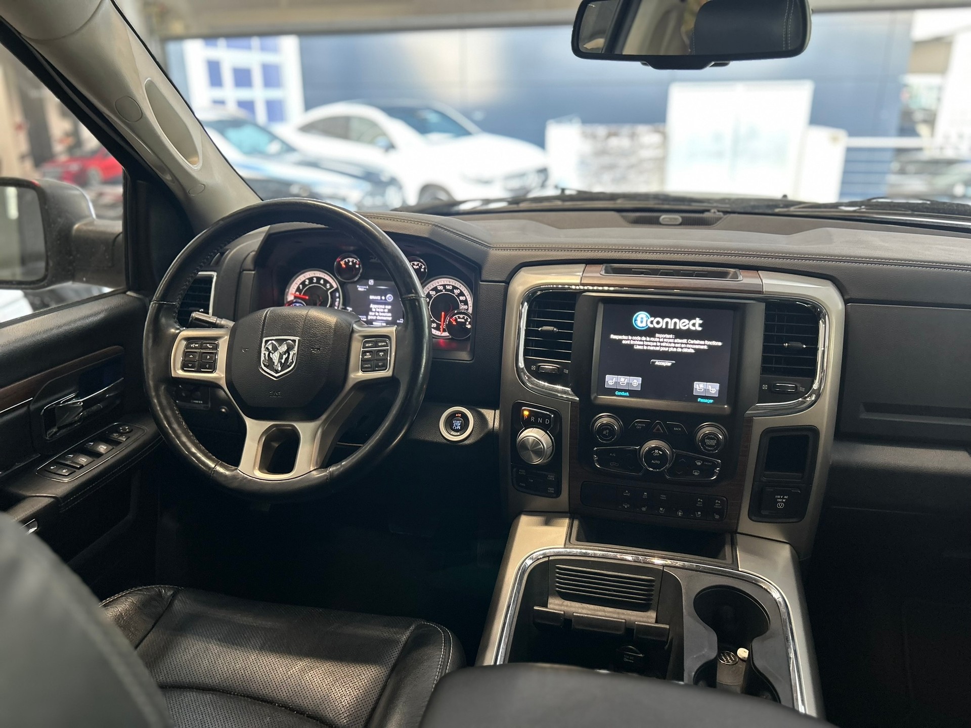 DODGE RAM 1500 LARAMIE-image-6