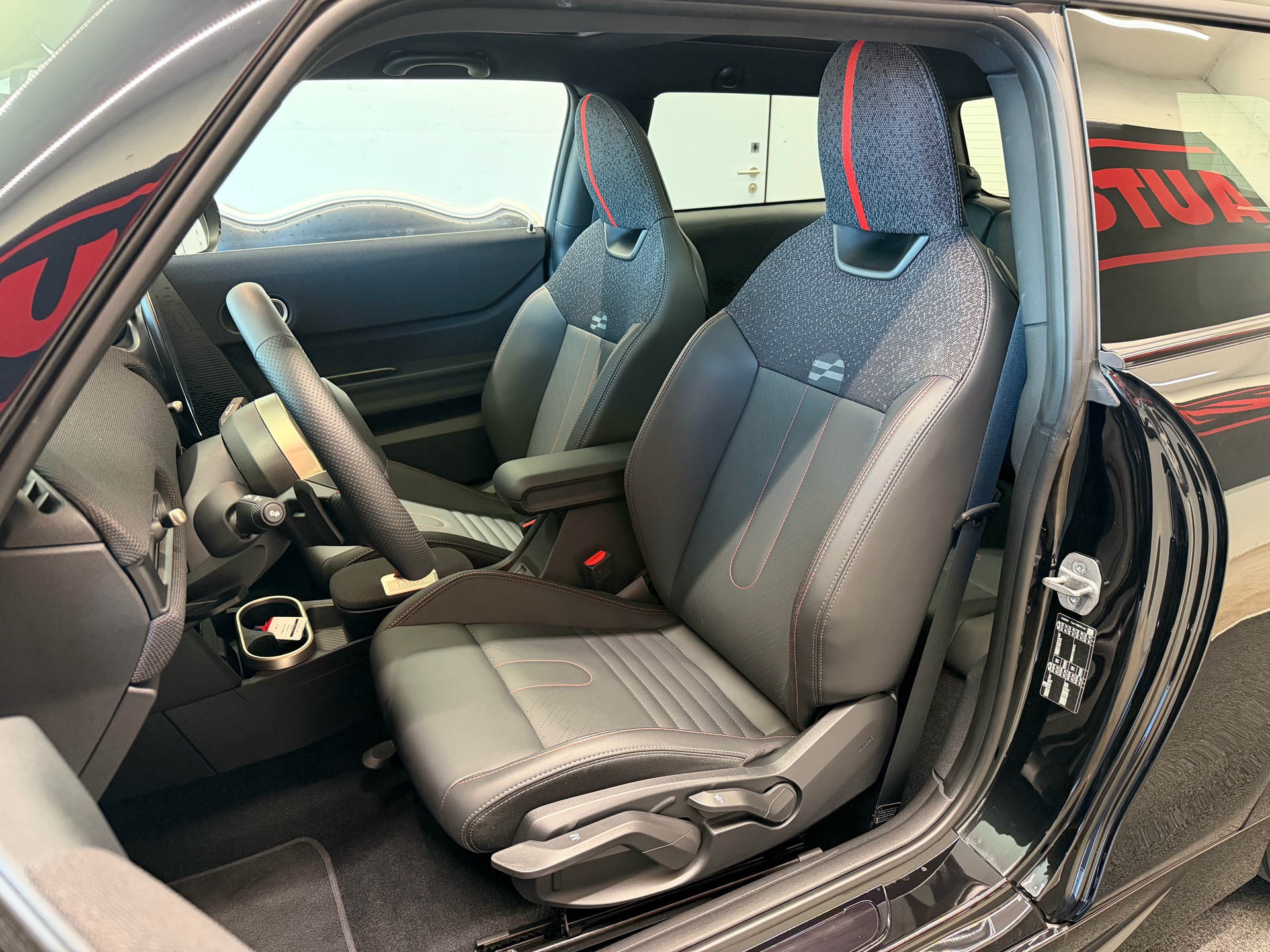 MINI Cooper S JCW DKG-image-10