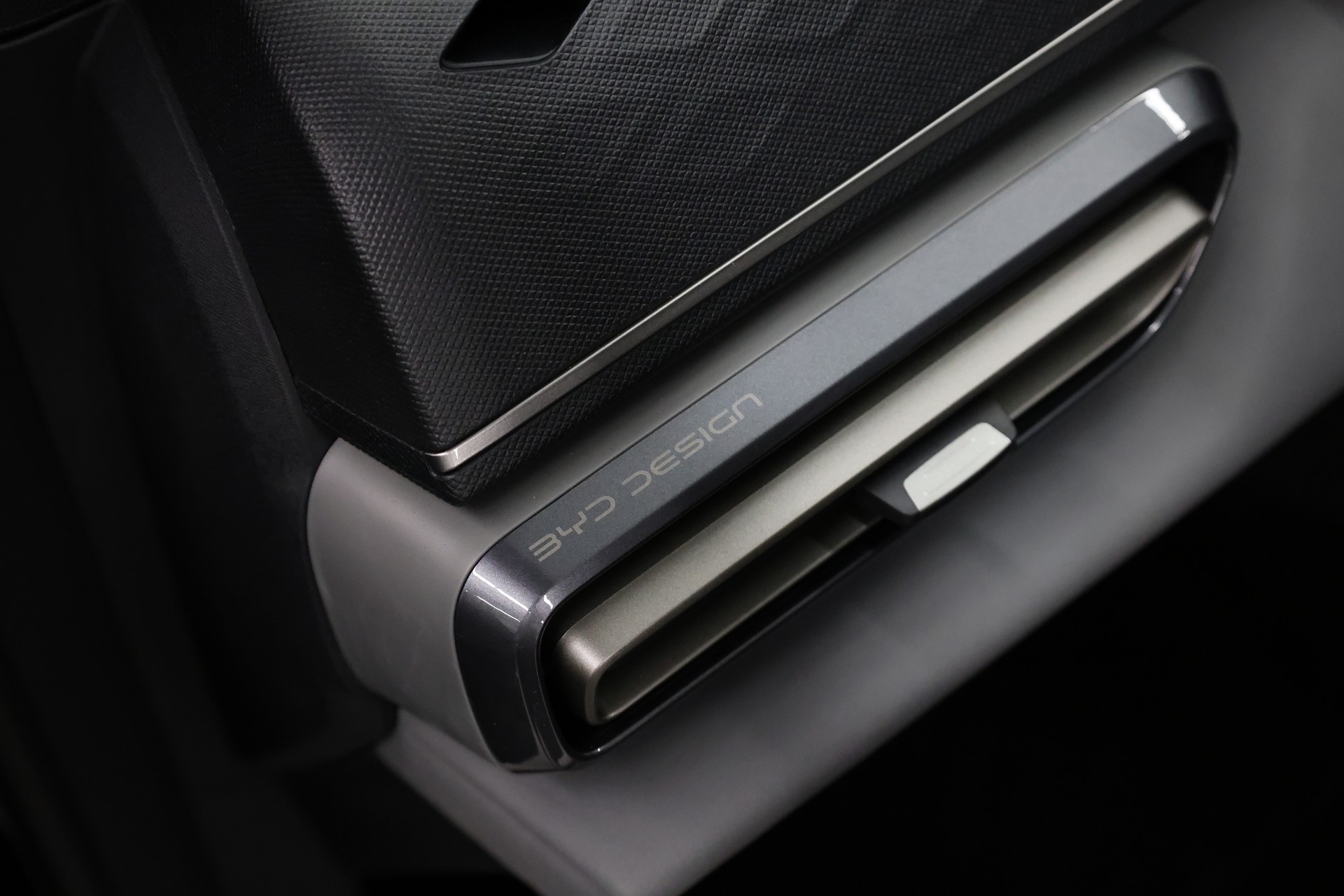 BYD Dolphin Surf Comfort-image-25