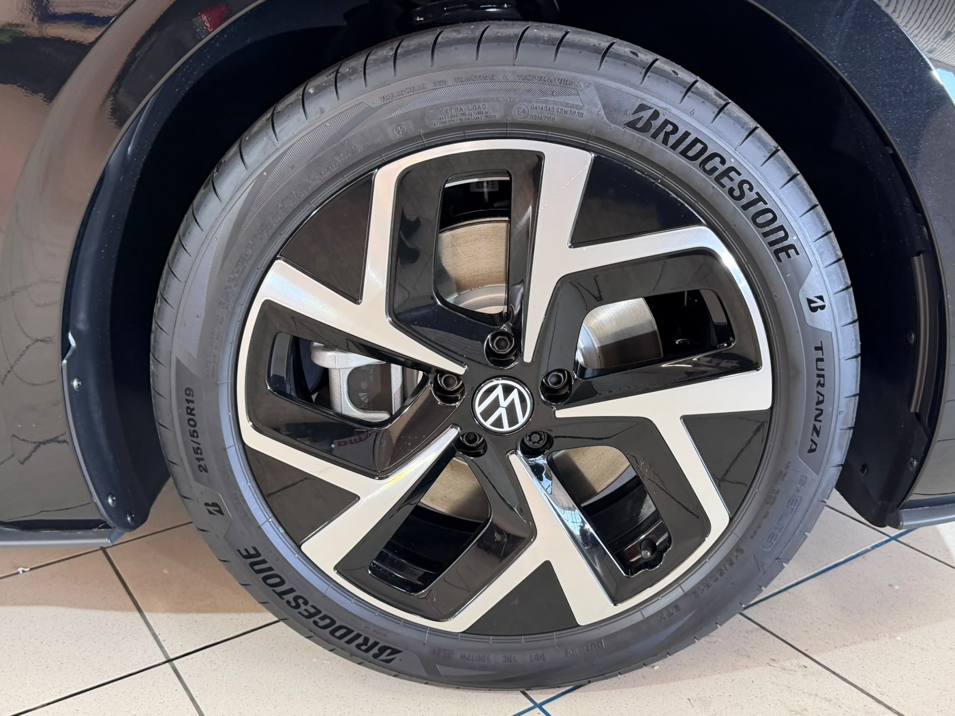 VW ID.3 Neo 79 kWh 231 PS Style-image-4