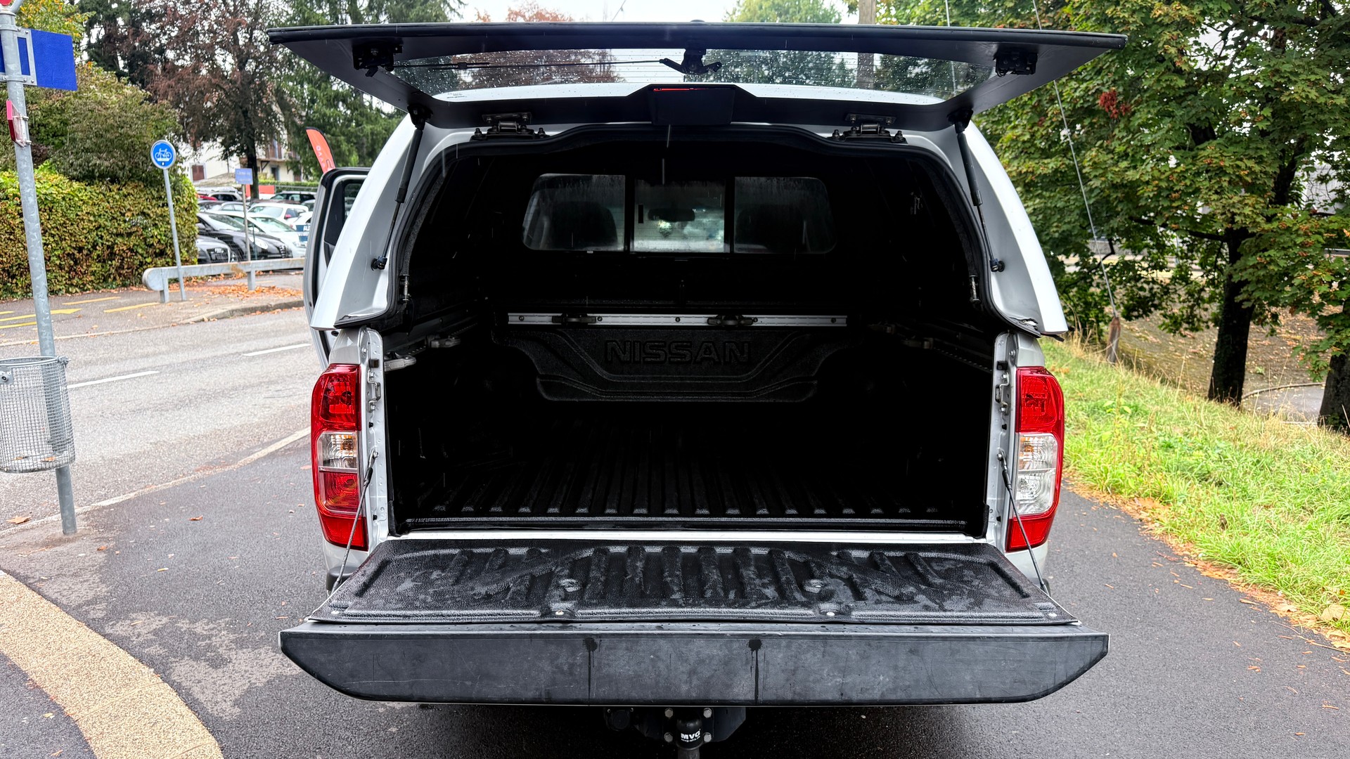NISSAN Navara Double Cab Acenta 2.3 dCi 4WD-image-6