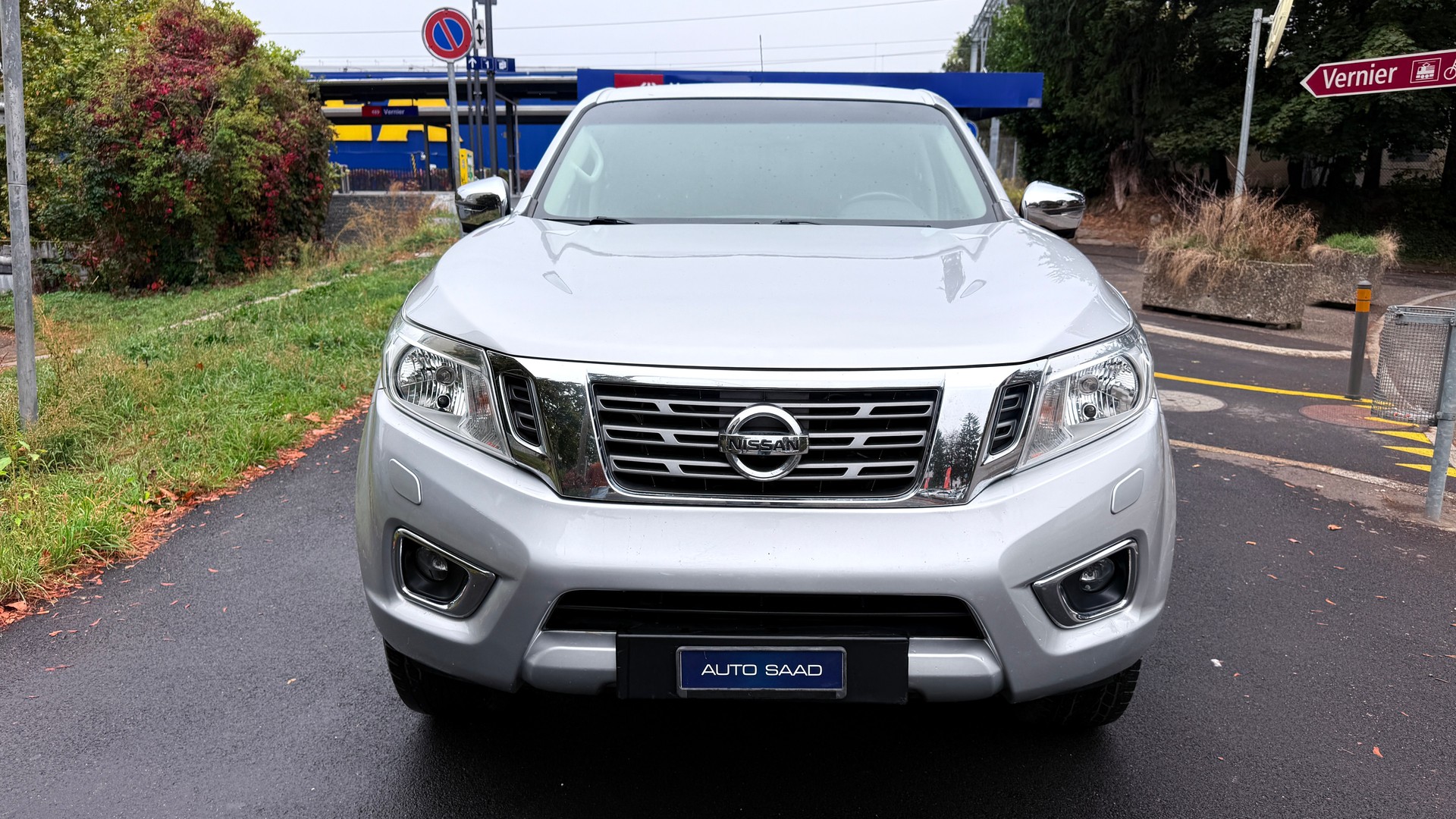 NISSAN Navara Double Cab Acenta 2.3 dCi 4WD-image-0
