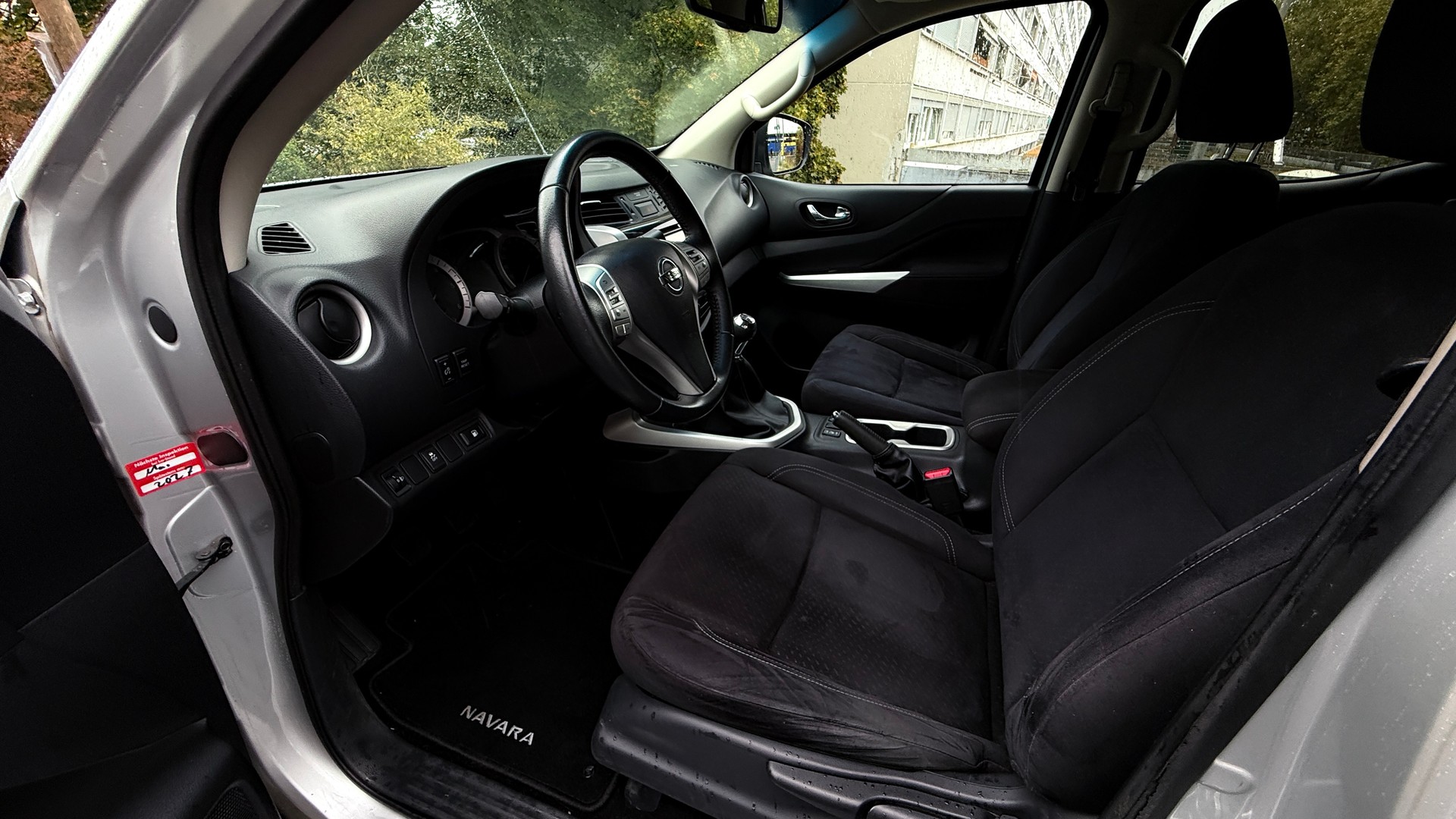 NISSAN Navara Double Cab Acenta 2.3 dCi 4WD-image-10