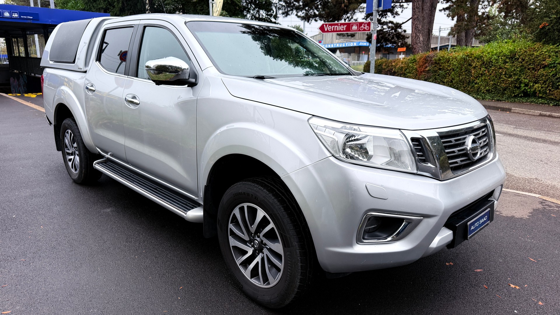 NISSAN Navara Double Cab Acenta 2.3 dCi 4WD-image-1
