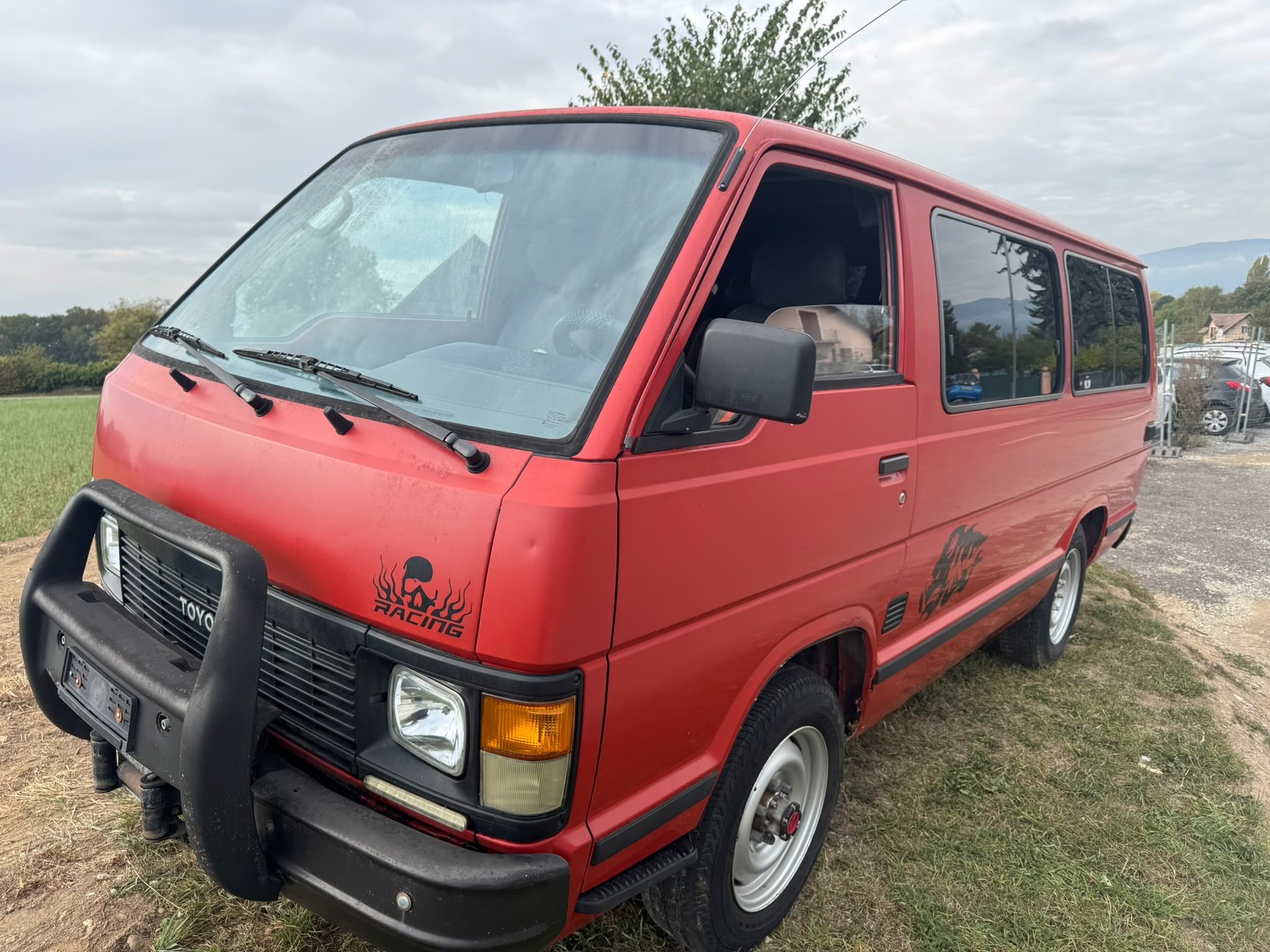 TOYOTA Hiace 2.2 4x4-image-1