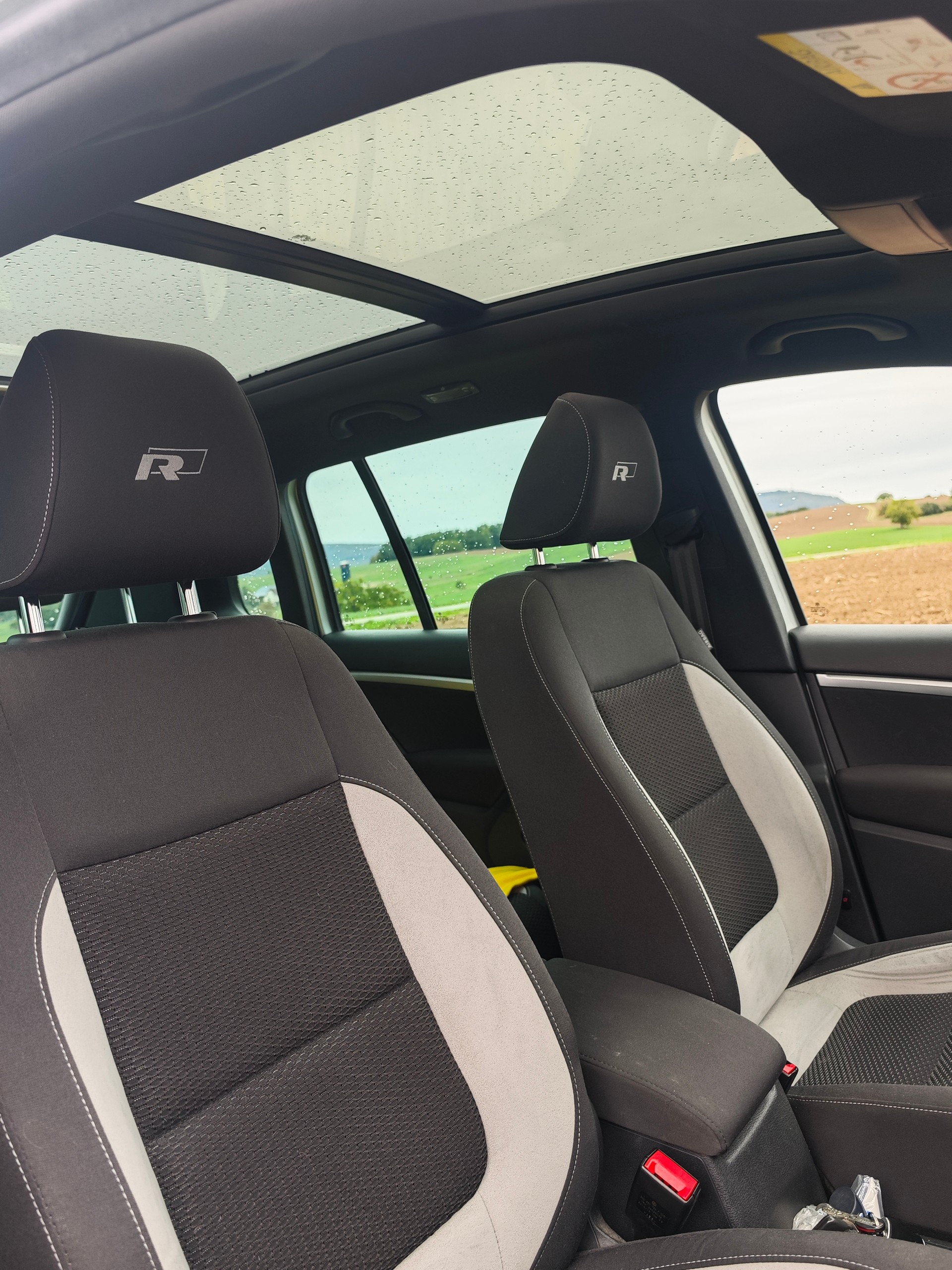 VW 2.0 TSI 210 Cup R-Line DSG-image-2