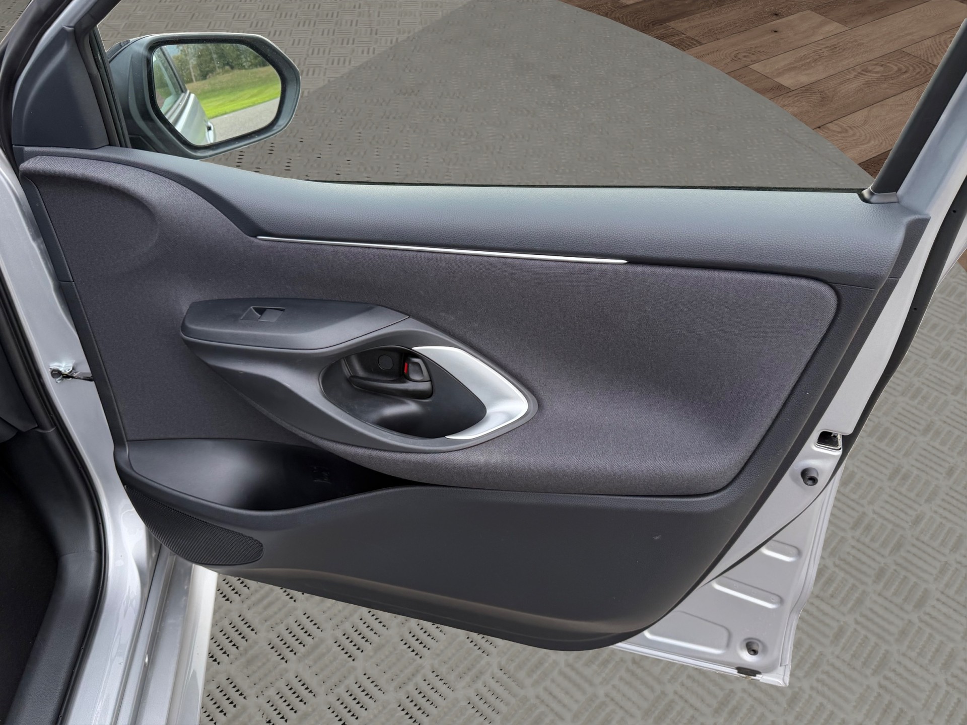 MAZDA 2 Hybrid Centre-line-image-16