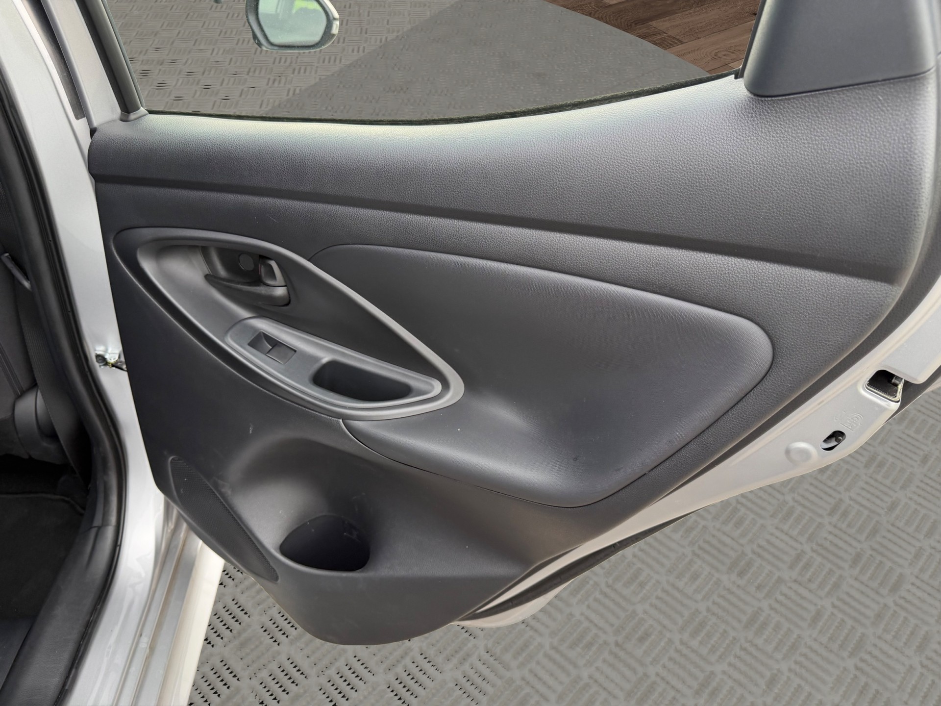 MAZDA 2 Hybrid Centre-line-image-18