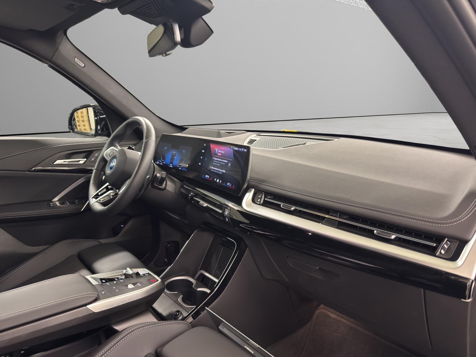 BMW X1 U11 30e xDrive paddles-image-17