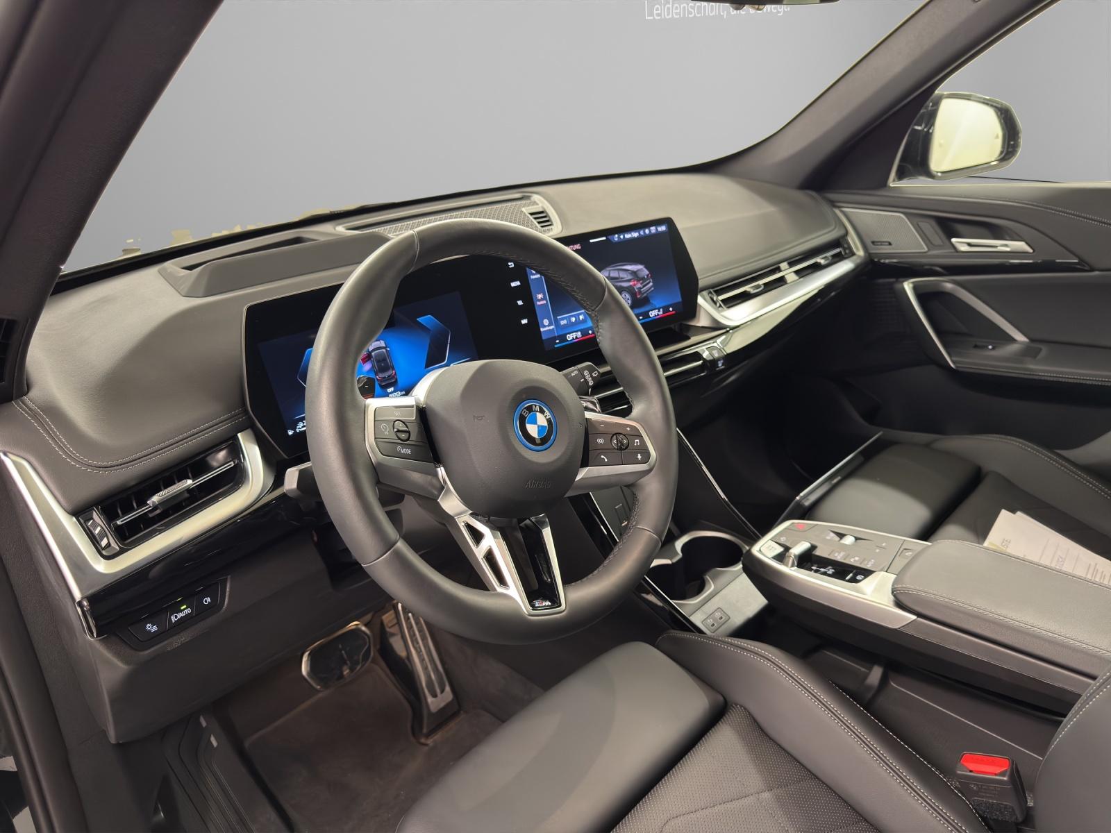 BMW X1 U11 30e xDrive paddles-image-11