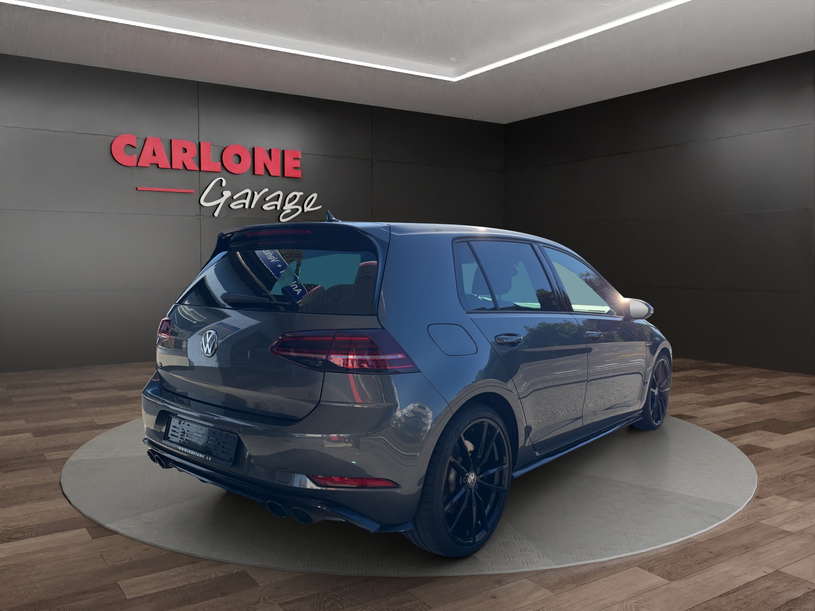 VW Golf VII 2.0 TSI R 310 DSG 4motion-image-2