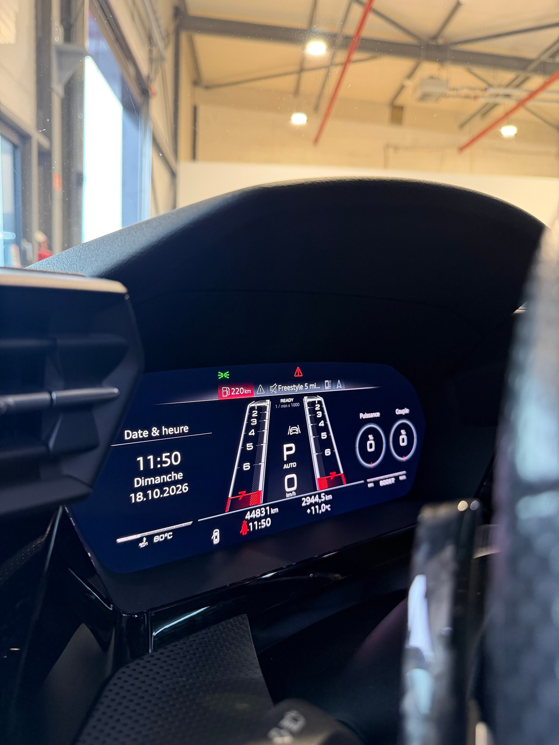 AUDI RS3 Sportback 2.5 TSI quattro S-tronic-image-20