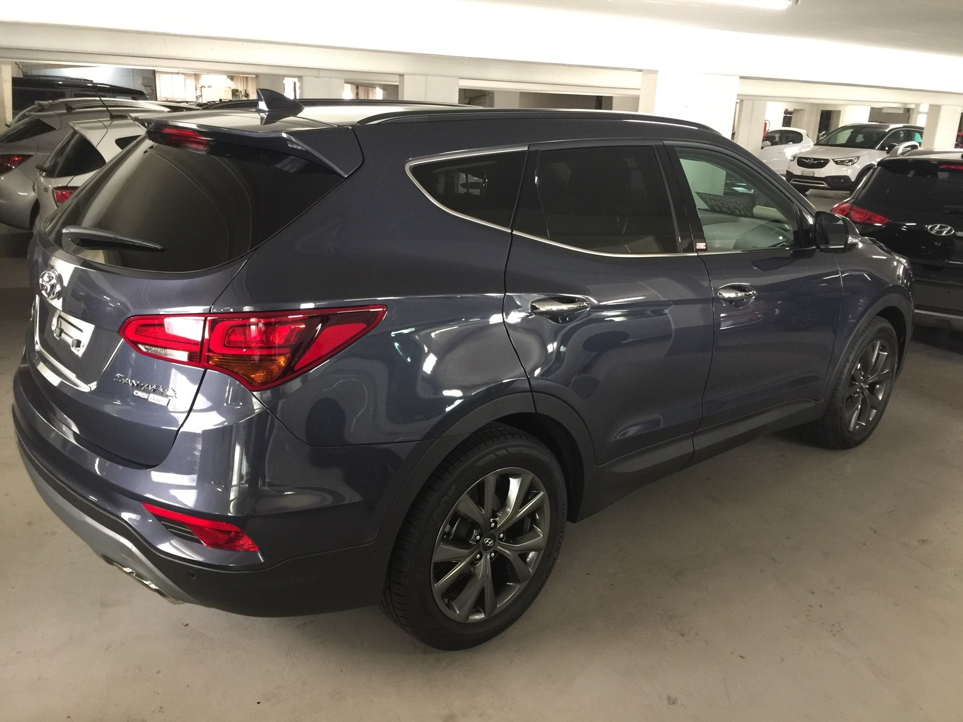 HYUNDAI Santa Fe 2.2 CRDI Vertex 4WD Automatic-image-2