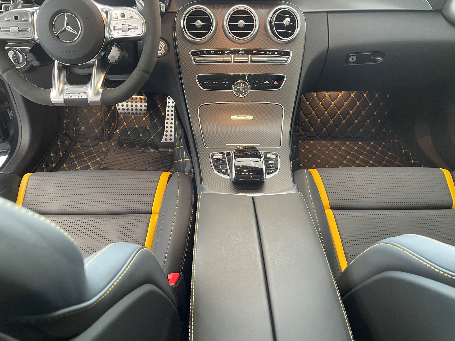 MERCEDES-BENZ C 63 S AMG Premium +-image-12