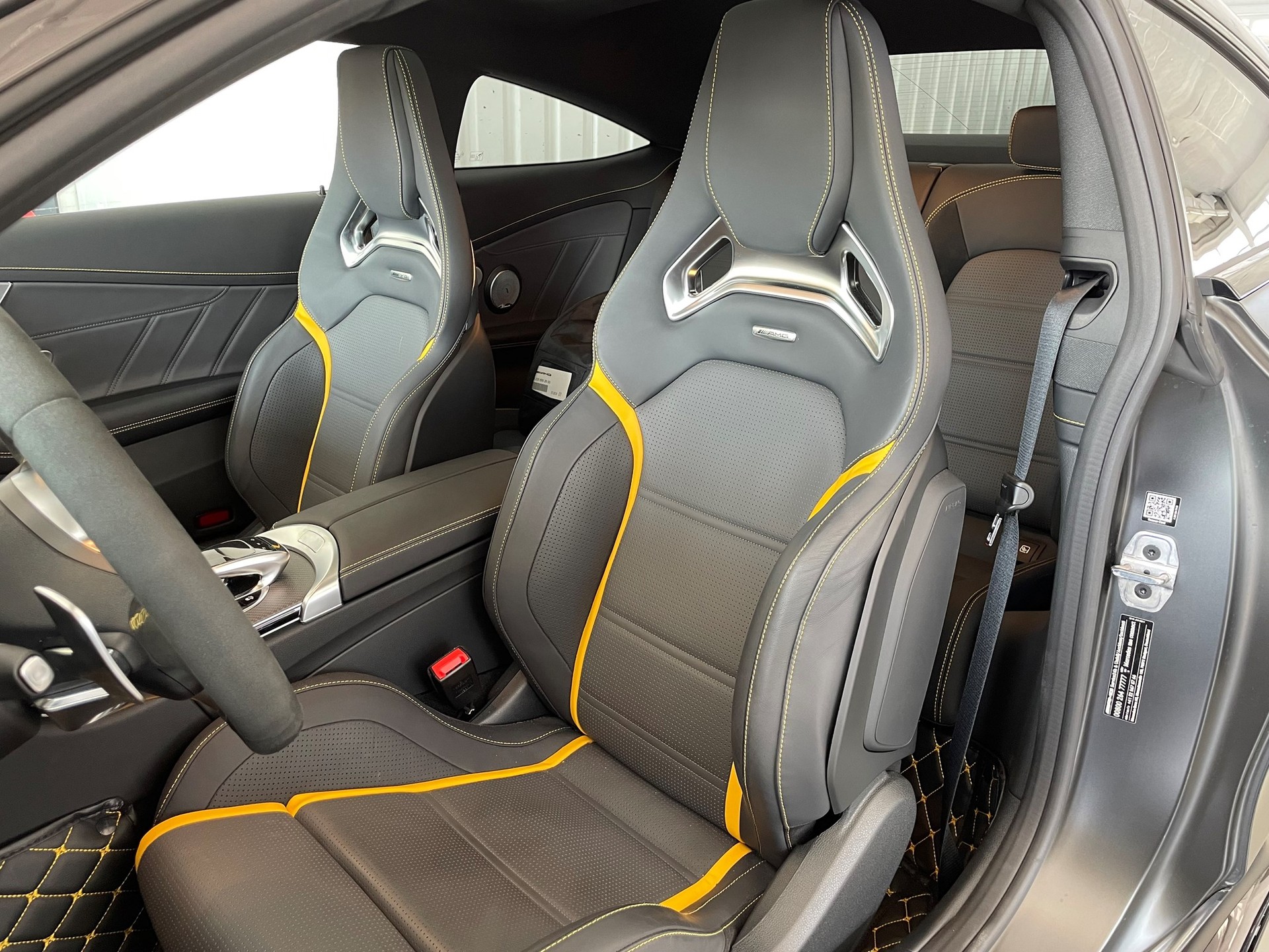 MERCEDES-BENZ C 63 S AMG Premium +-image-6