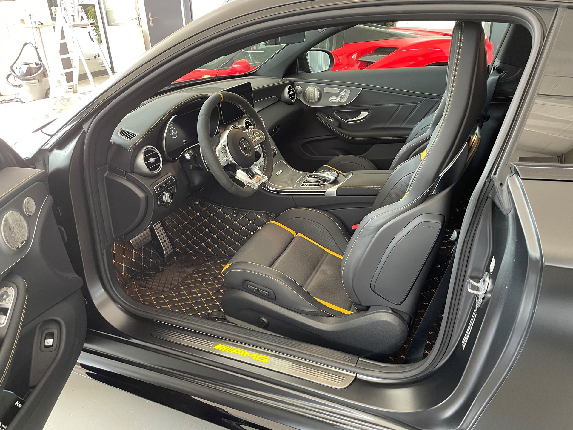 MERCEDES-BENZ C 63 S AMG Premium +-image-7