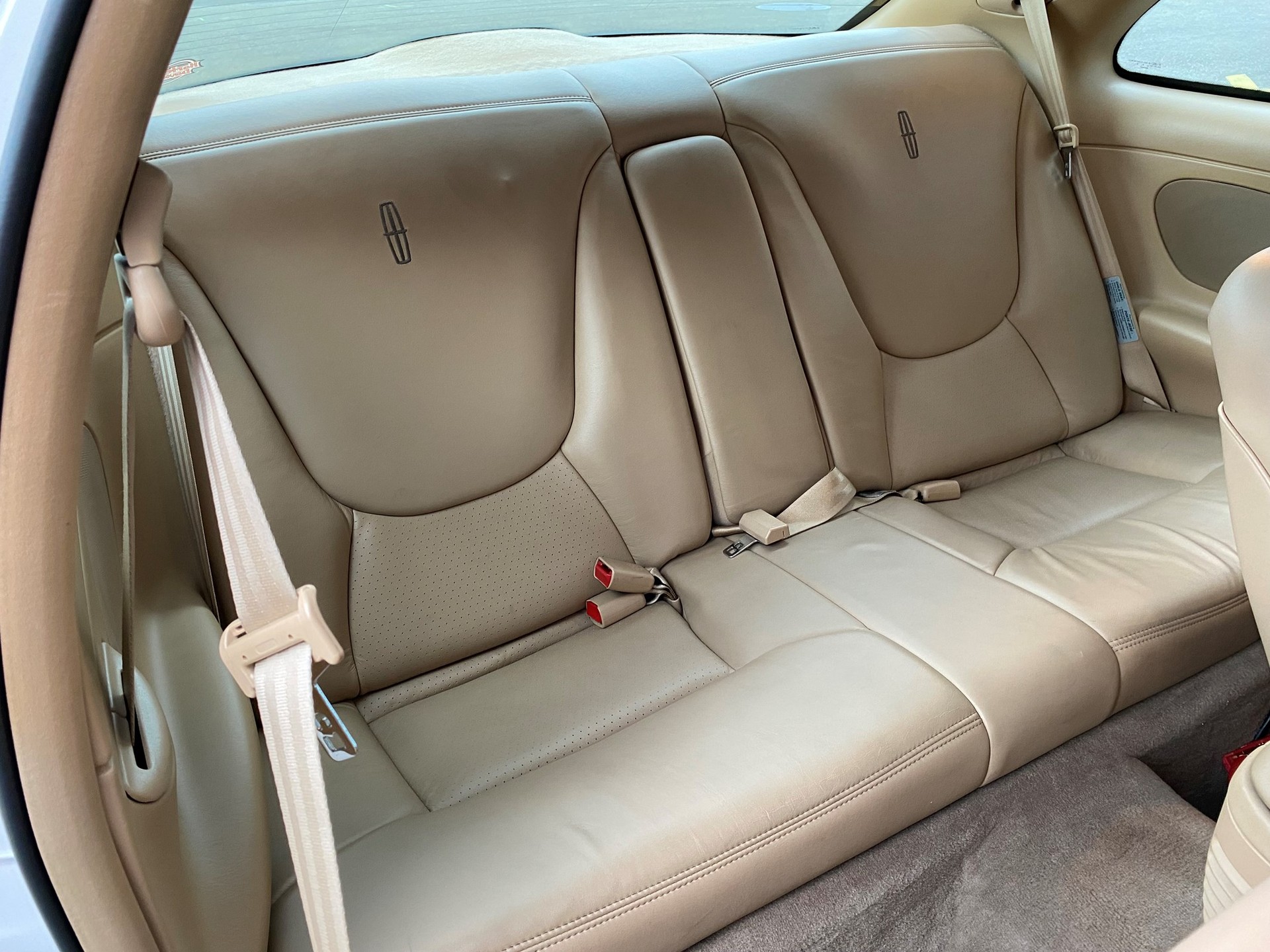 LINCOLN MARK VIII LSC-image-12