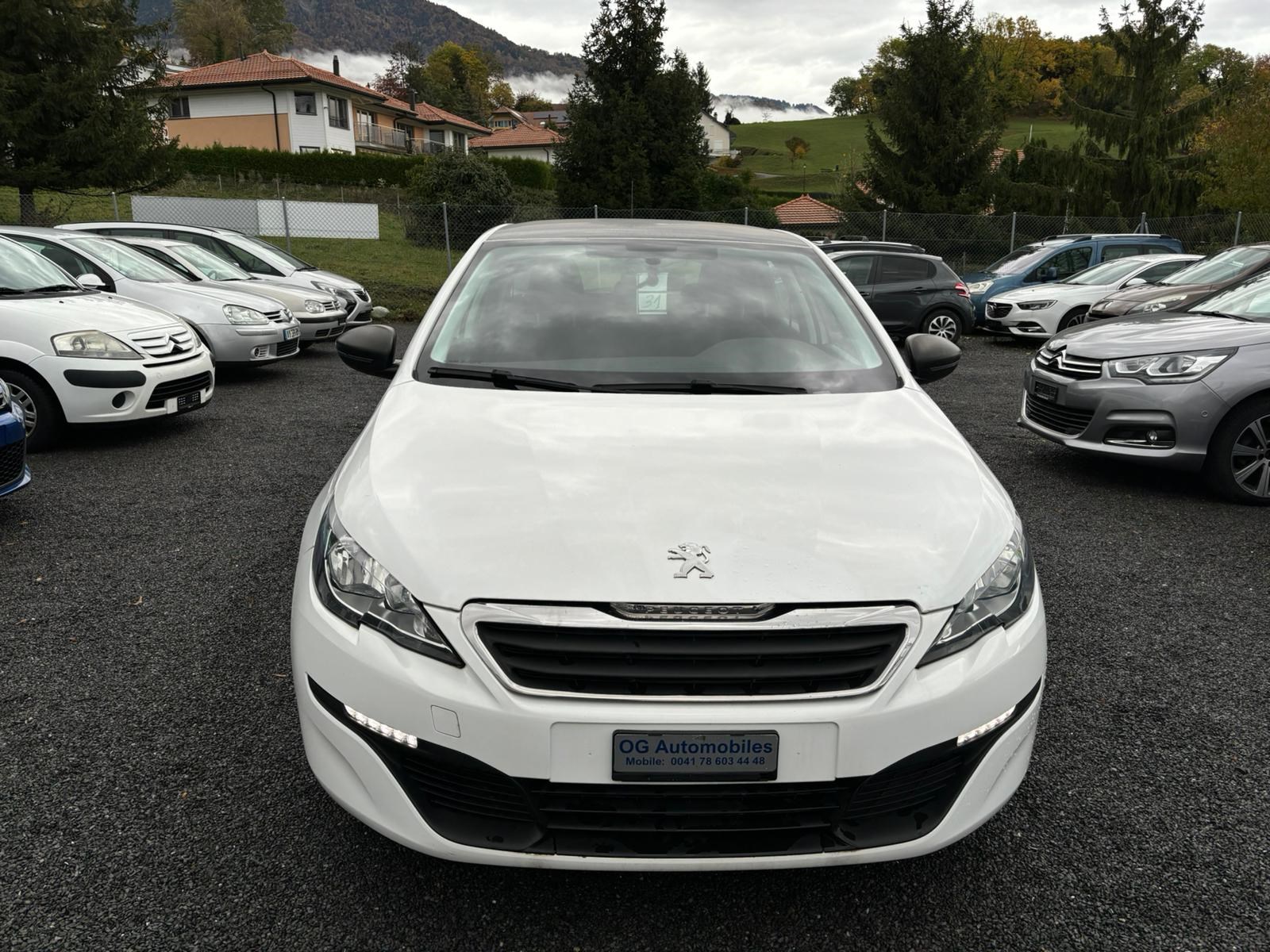 PEUGEOT 308 SW 1.2 THP Access-image-4