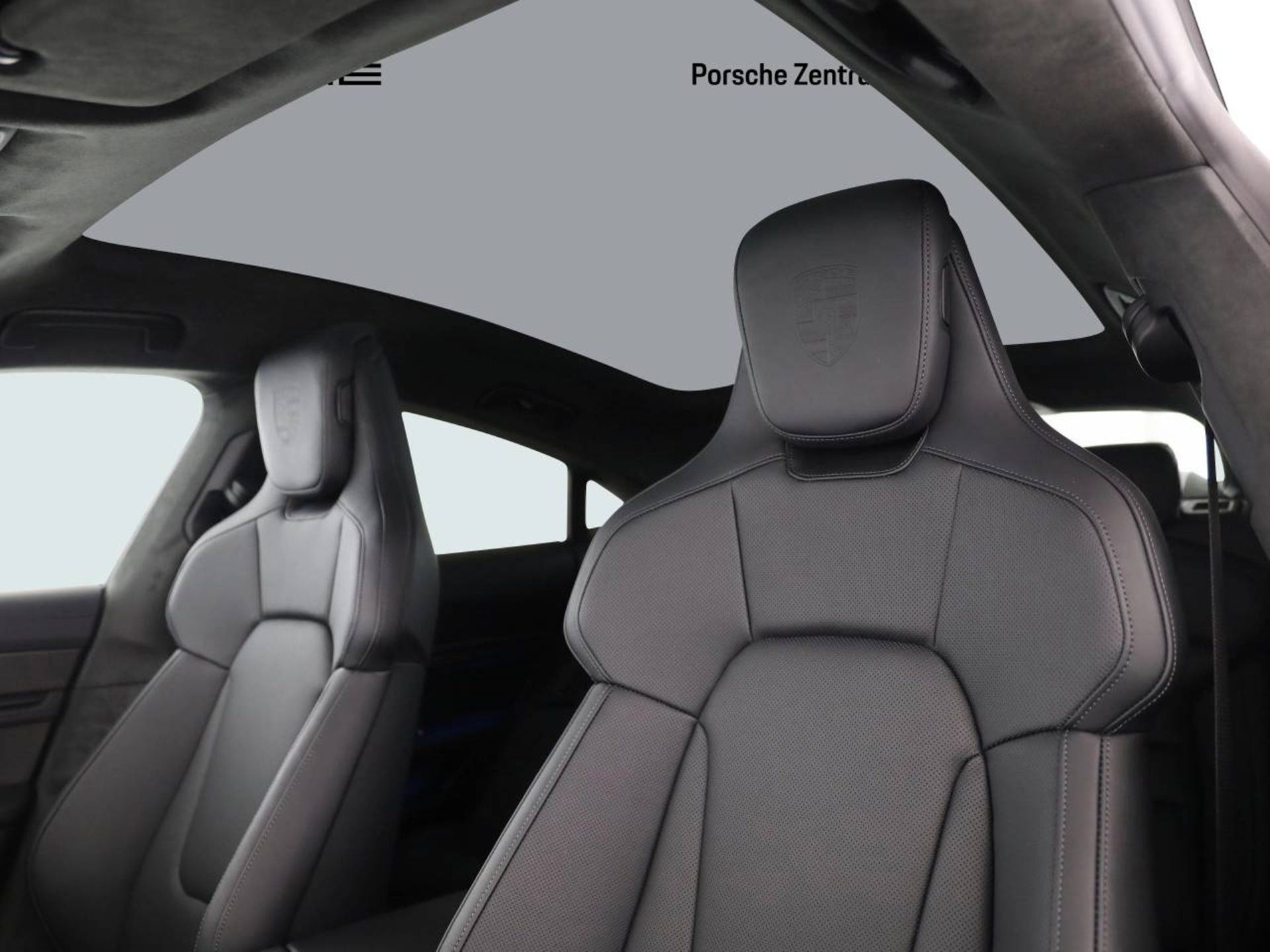 PORSCHE Taycan 4S-image-4