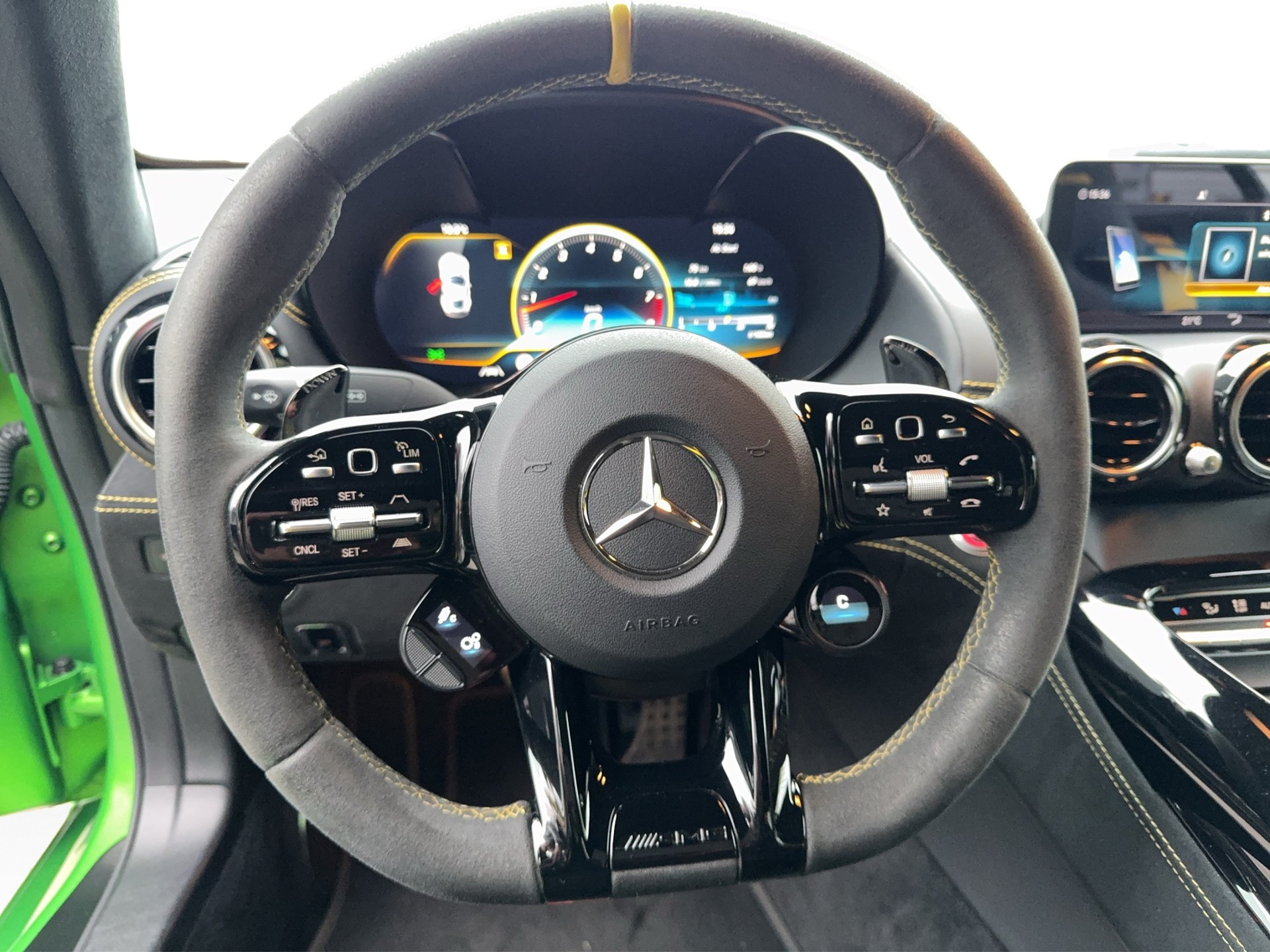 MERCEDES-BENZ AMG GT R Speedshift DCT Track Paket, Keramik, einmalig - alle Optionen!-image-10
