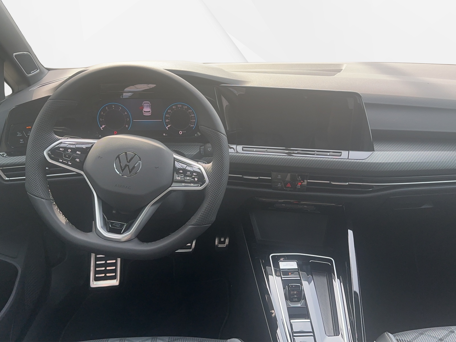 VW Golf 1.5 eTSI mHEV ACT R-Line DSG-image-11