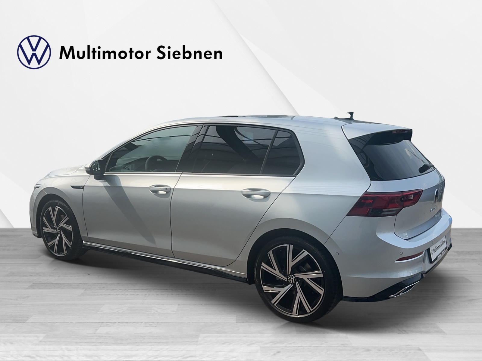 VW Golf 1.5 eTSI mHEV ACT R-Line DSG-image-2