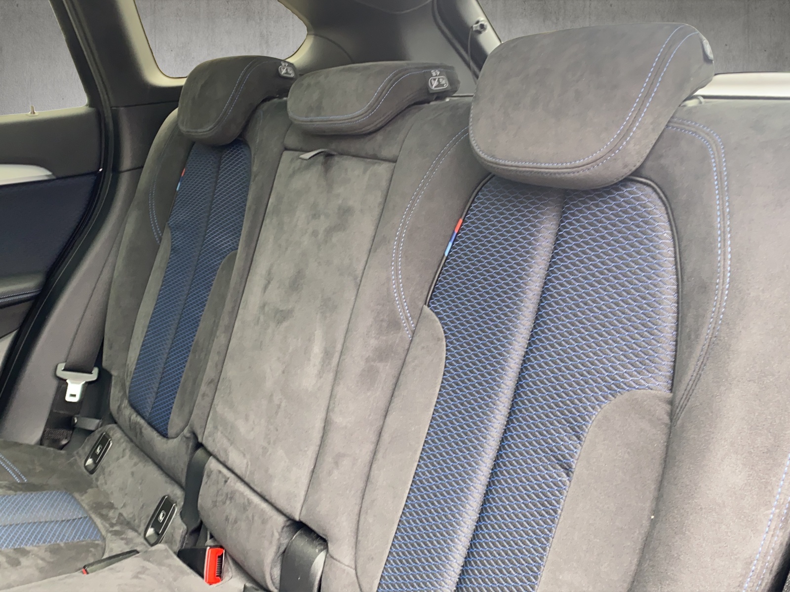 BMW X1 25d xDrive SAG-image-9