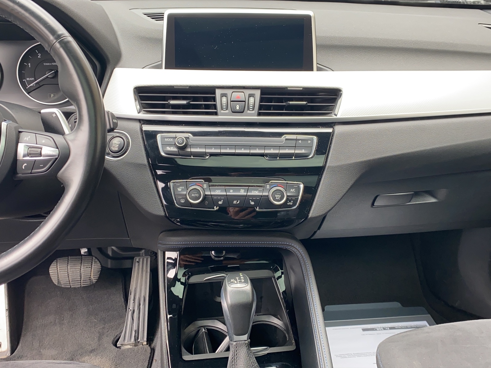 BMW X1 25d xDrive SAG-image-11