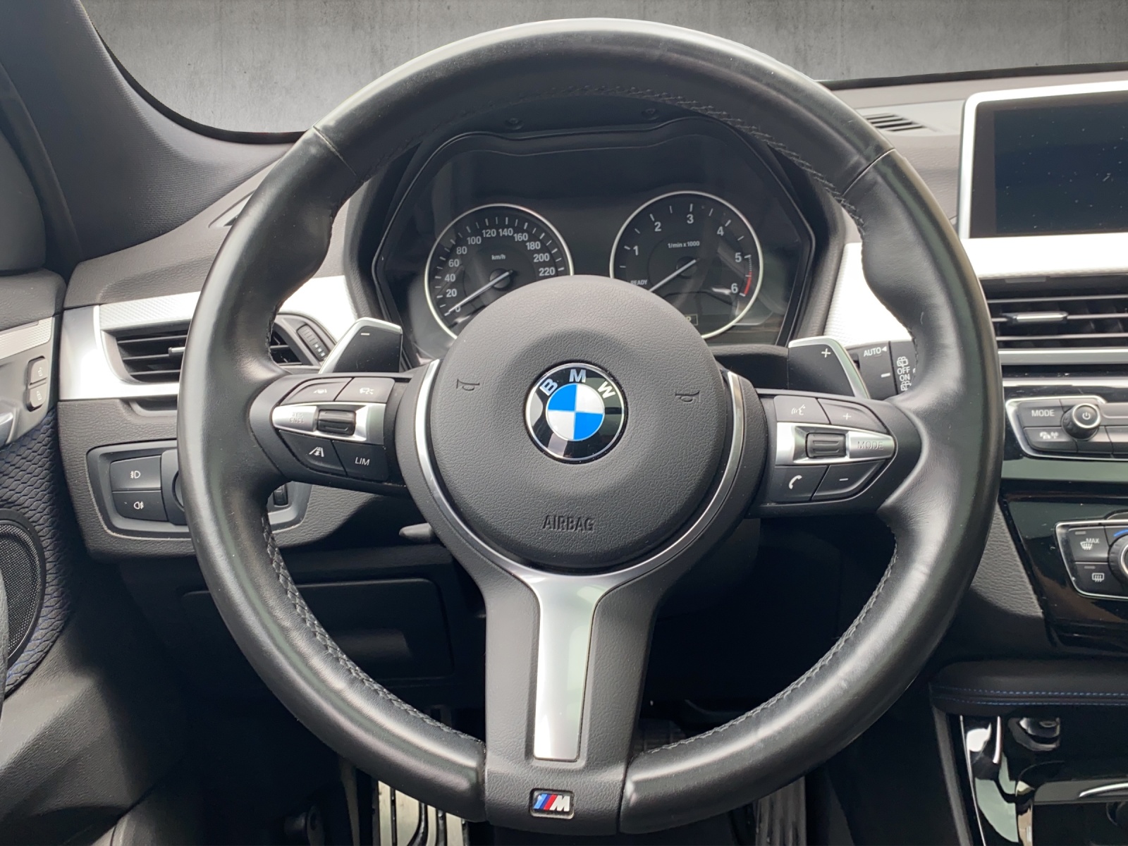 BMW X1 25d xDrive SAG-image-7