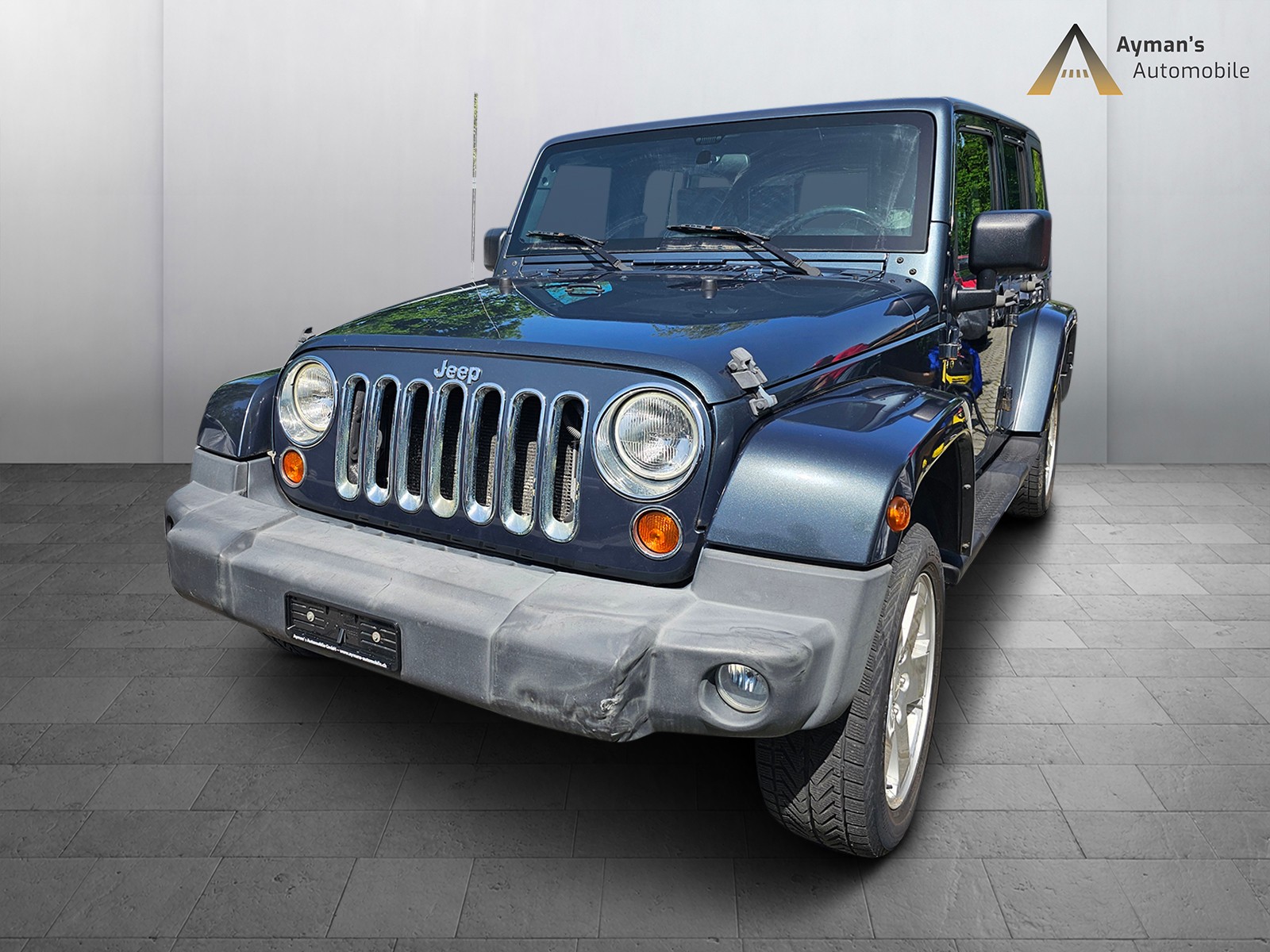 JEEP Wrangler 3.8 Unlimited Sahara Automatic-image-0