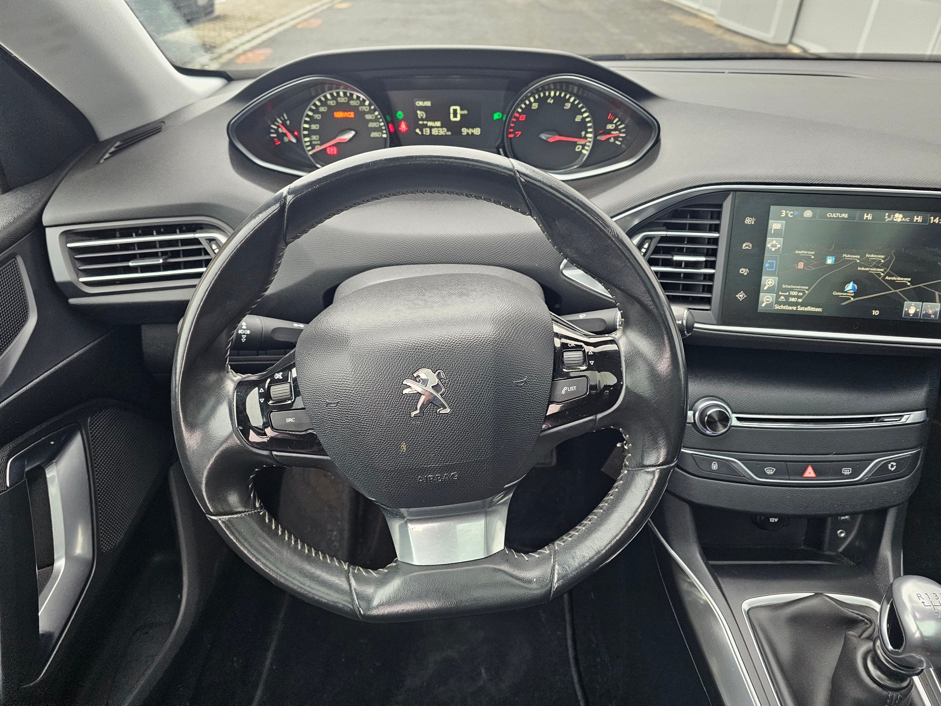 PEUGEOT 308 1.6 THP Allure-image-13