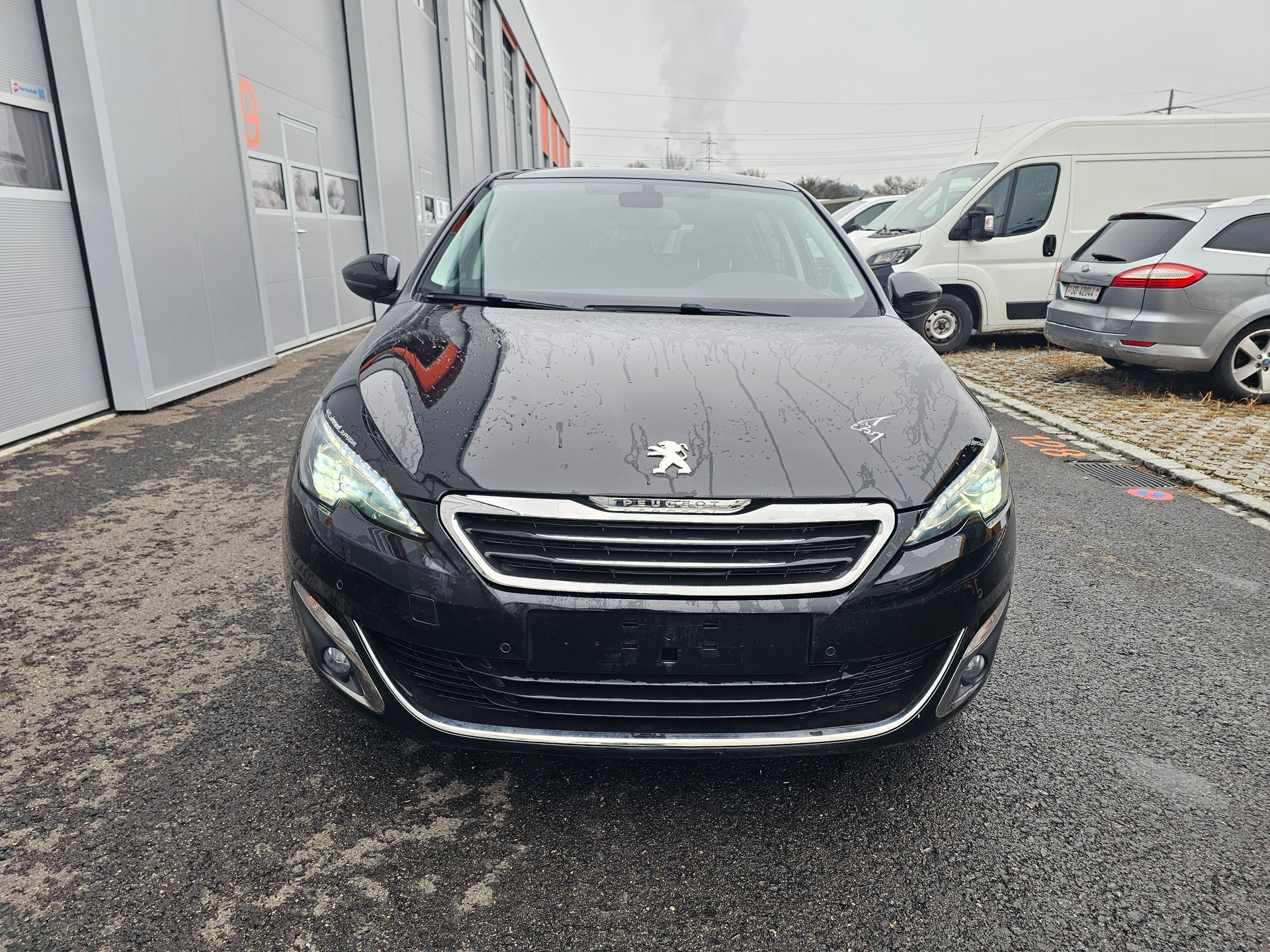 PEUGEOT 308 1.6 THP Allure-image-7